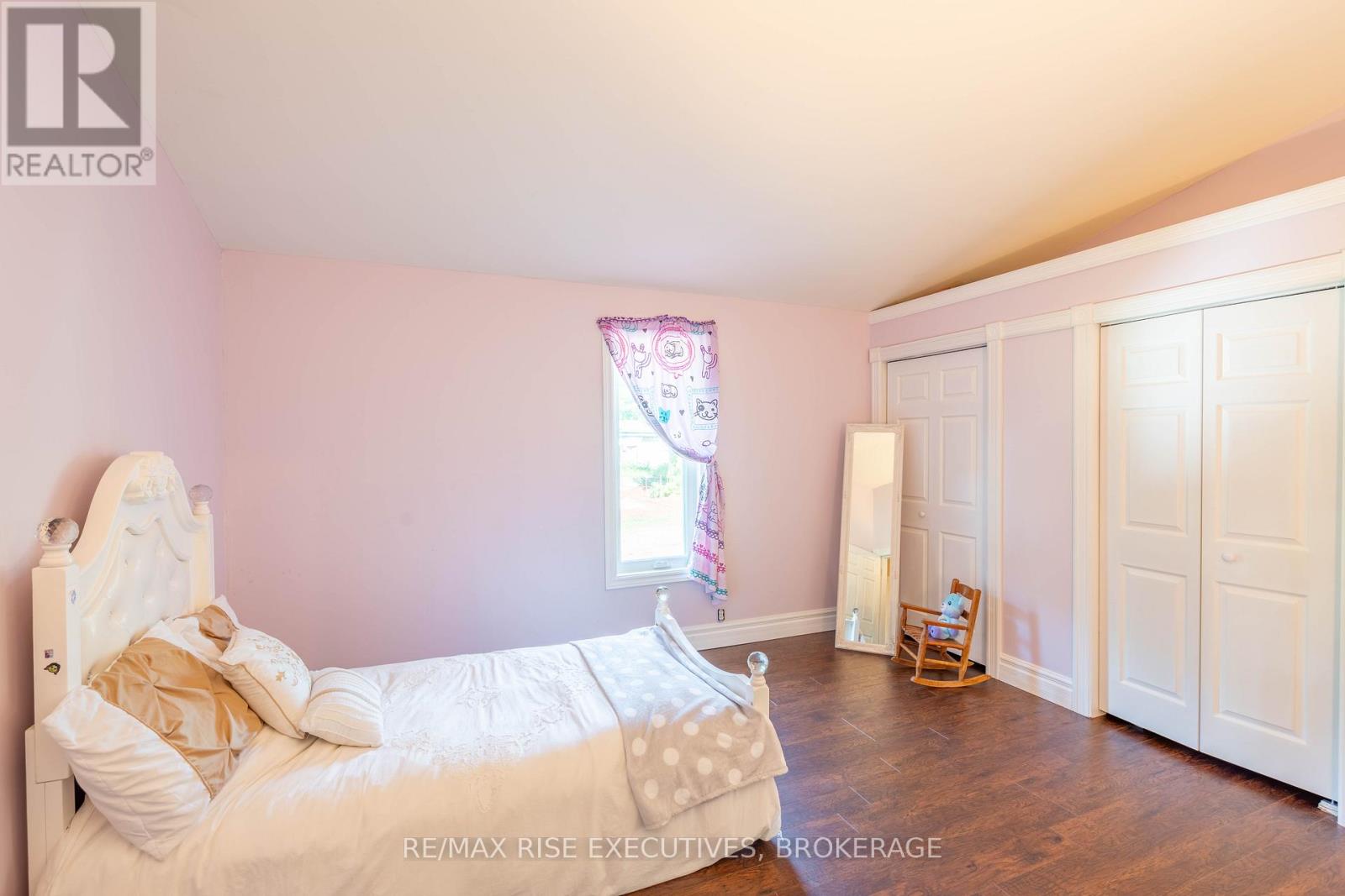 1365 Fourth Lake Road Property Photo 19