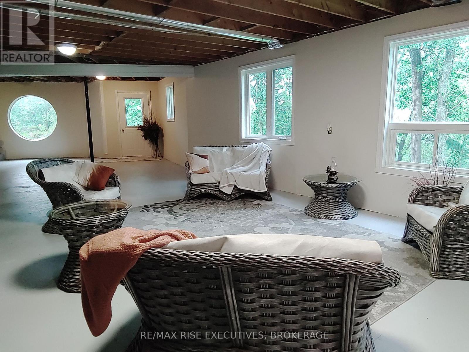1365 Fourth Lake Road Property Photo 21