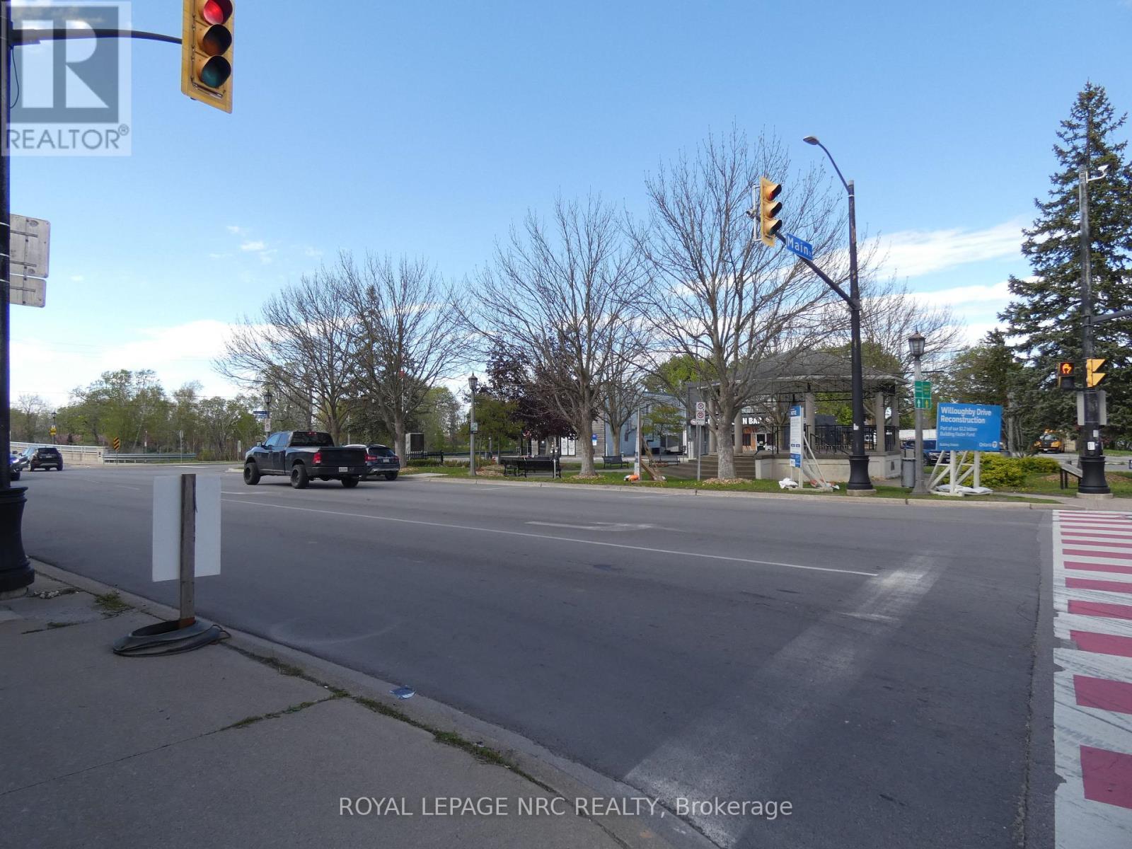 8190-94 Cummington Square W Property Photo 5