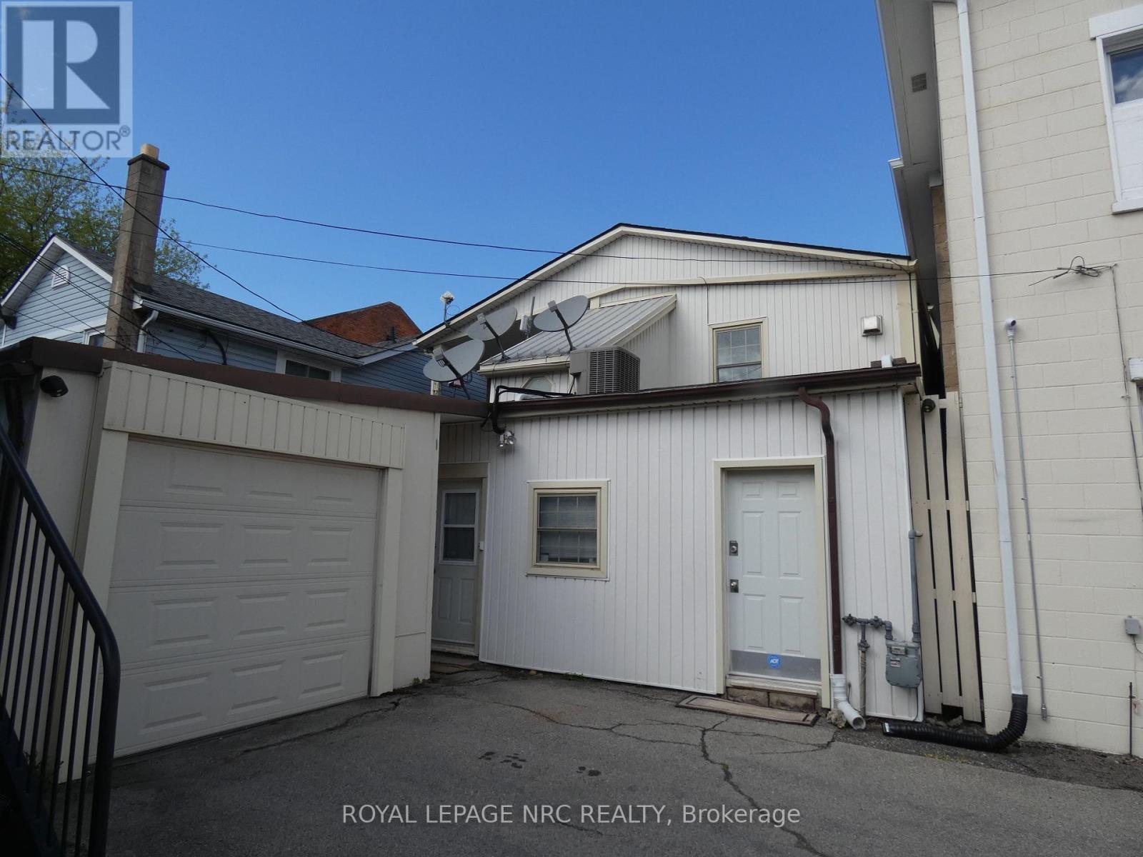 8190-94 Cummington Square W Property Photo 7