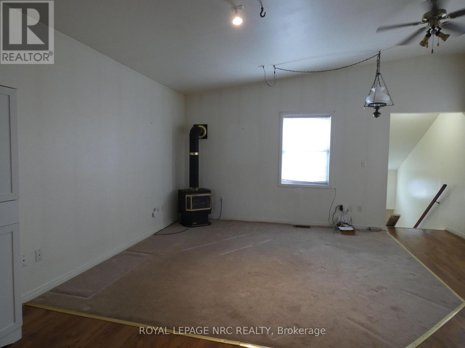 8190-94 Cummington Square W Property Photo 12