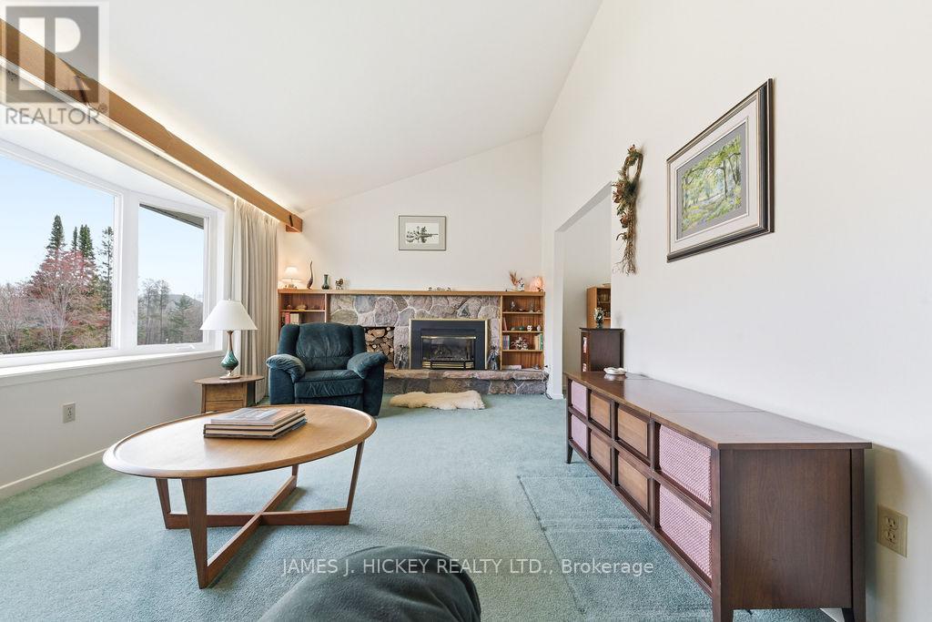 250 Thomas Street Property Photo 6