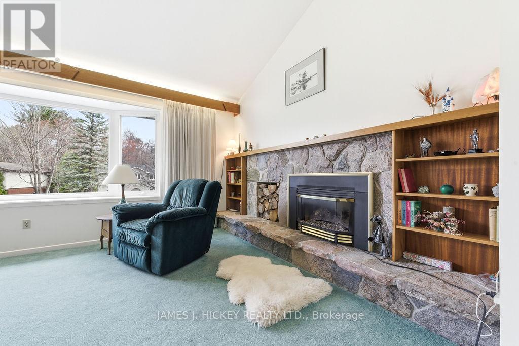 250 Thomas Street Property Photo 8
