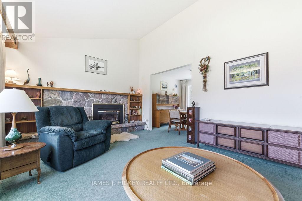250 Thomas Street Property Photo 9