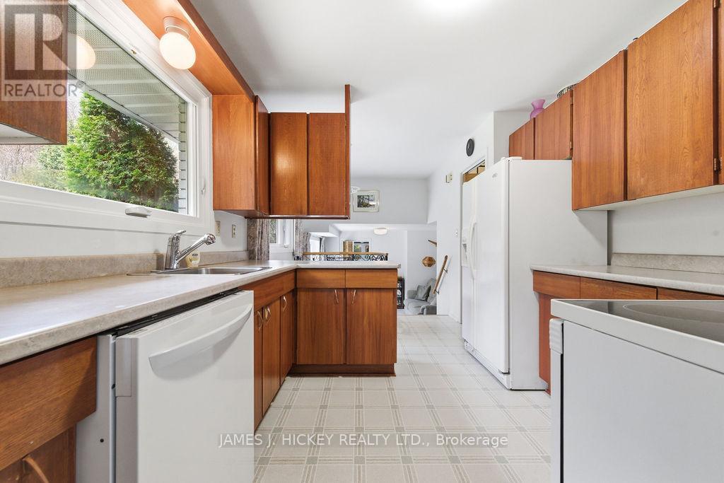 250 Thomas Street Property Photo 17