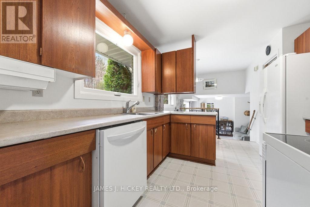250 Thomas Street Property Photo 21