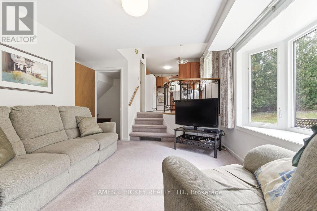 250 Thomas Street Property Photo 36