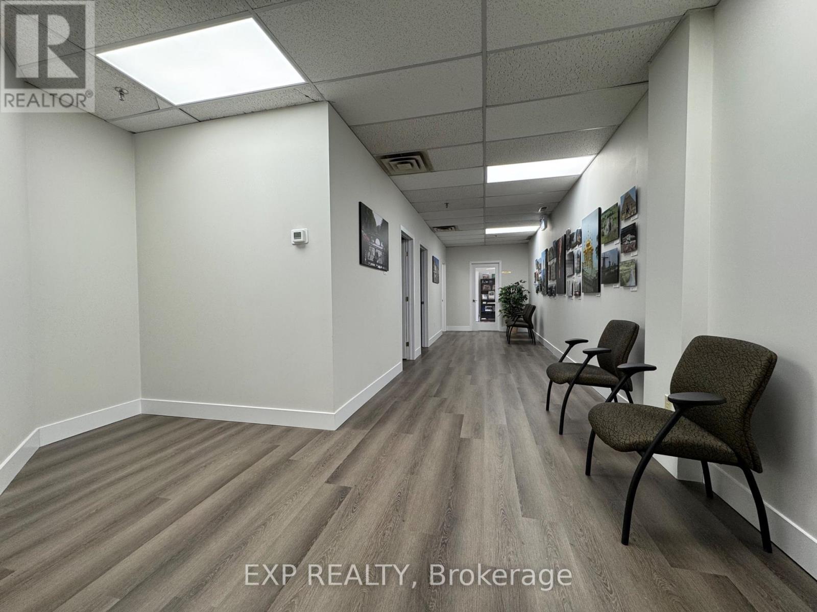 206 - 101 Cherryhill Boulevard Property Photo 2