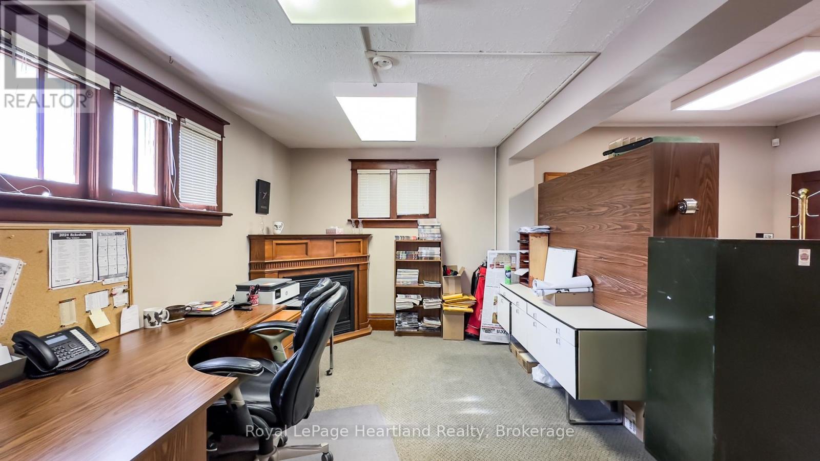 401 Queen Street Property Photo 26
