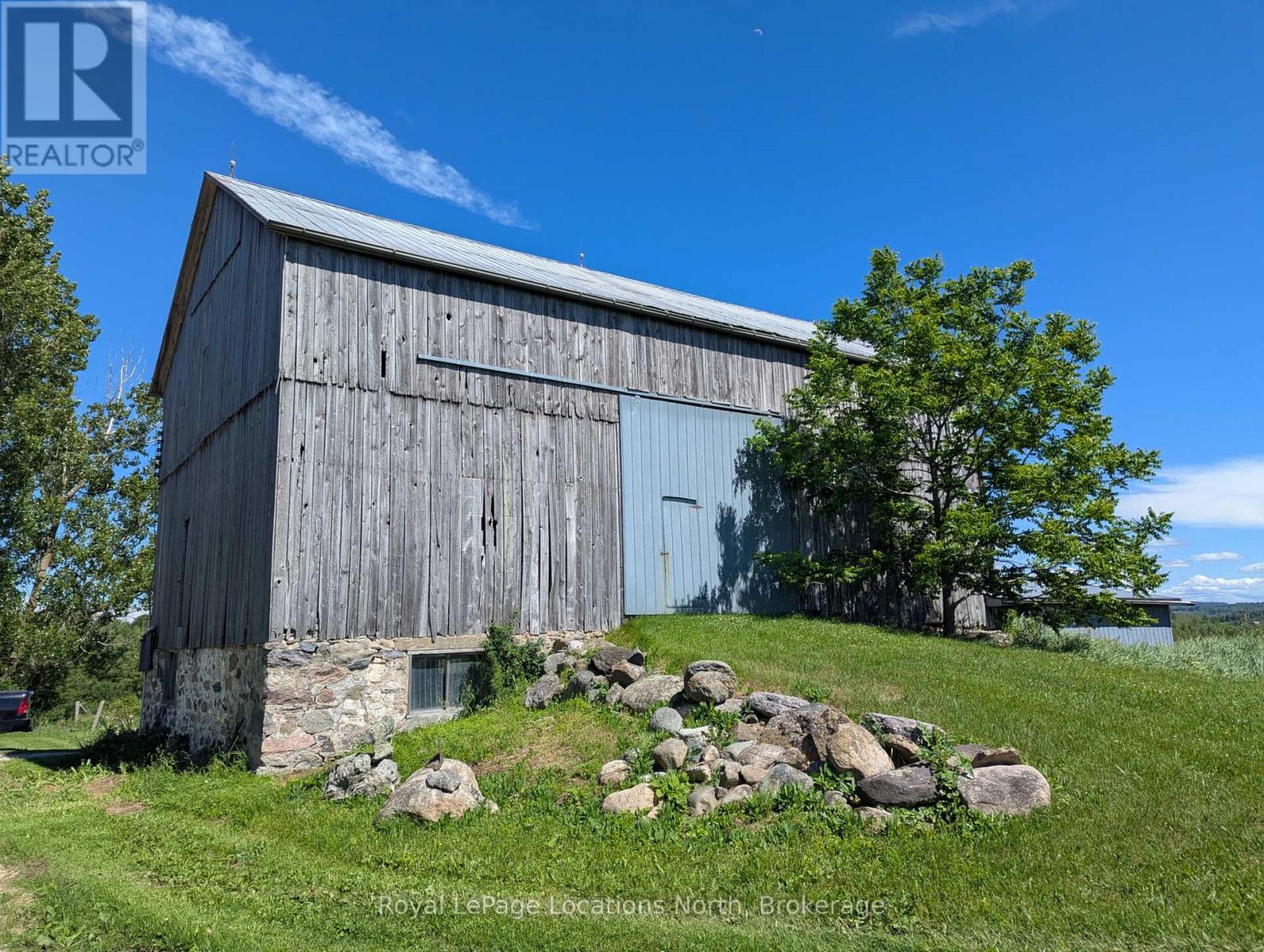 125552 13 Side Road Property Photo 4