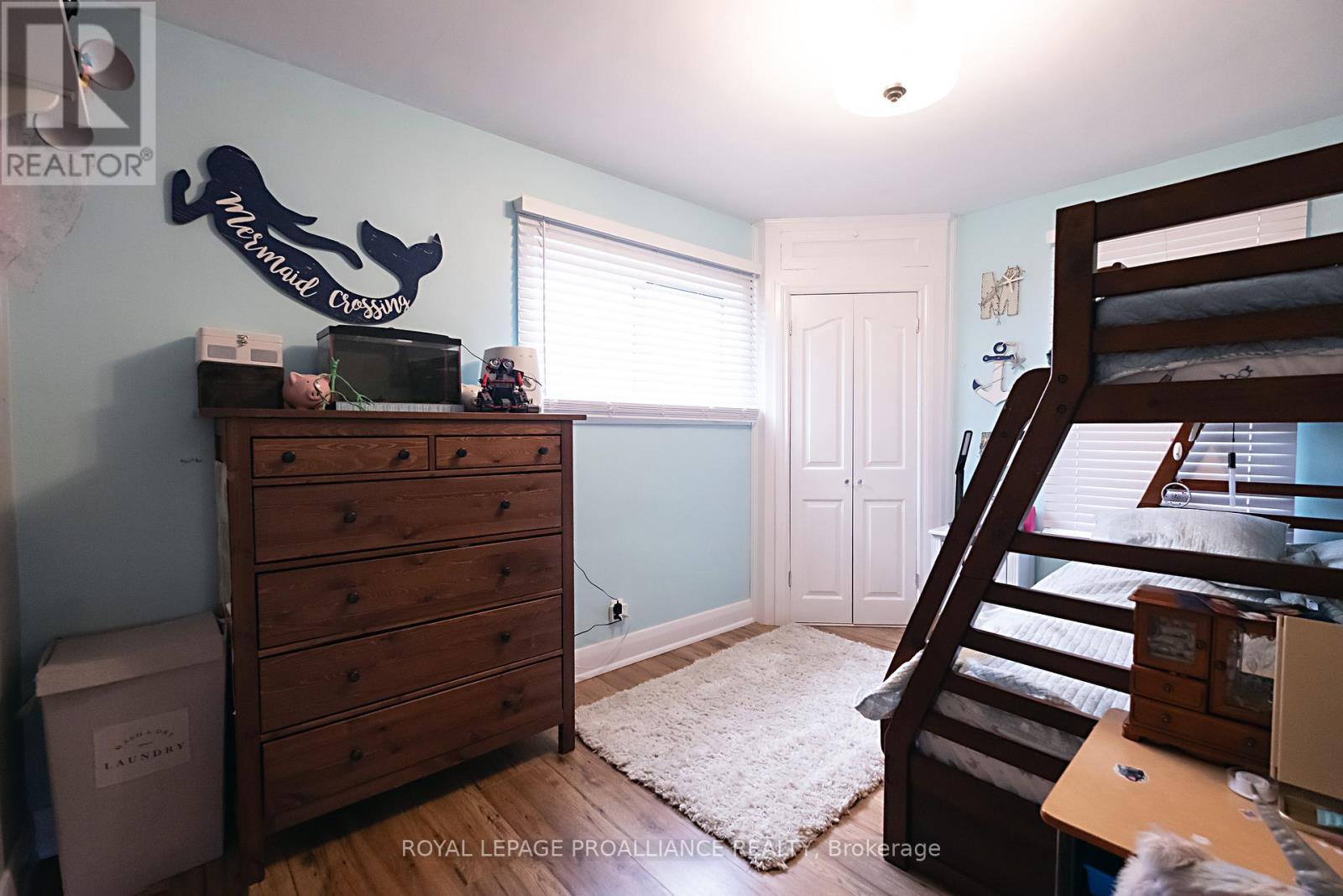 306 Dundas Street W Property Photo 27