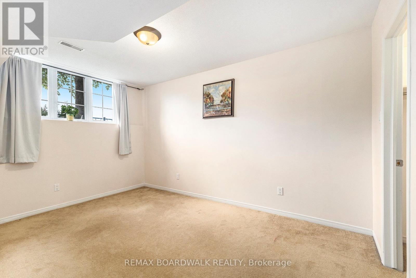 169 - 70 Edenvale Drive Property Photo 14