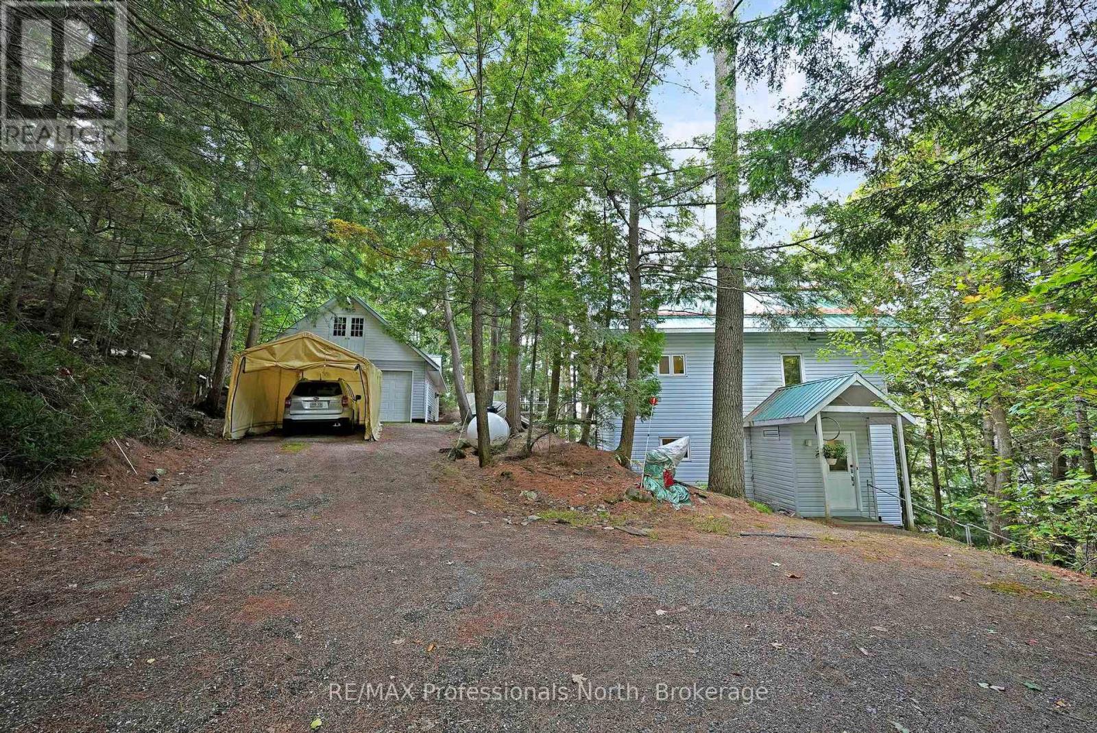 20871 Highway 35 Property Photo 8