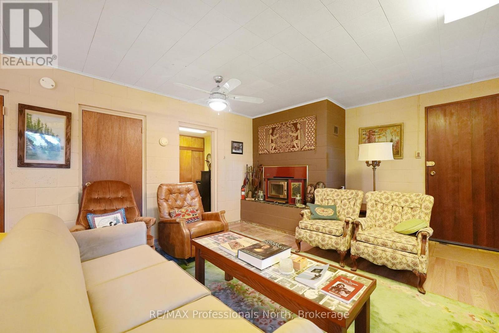 20871 Highway 35 Property Photo 14
