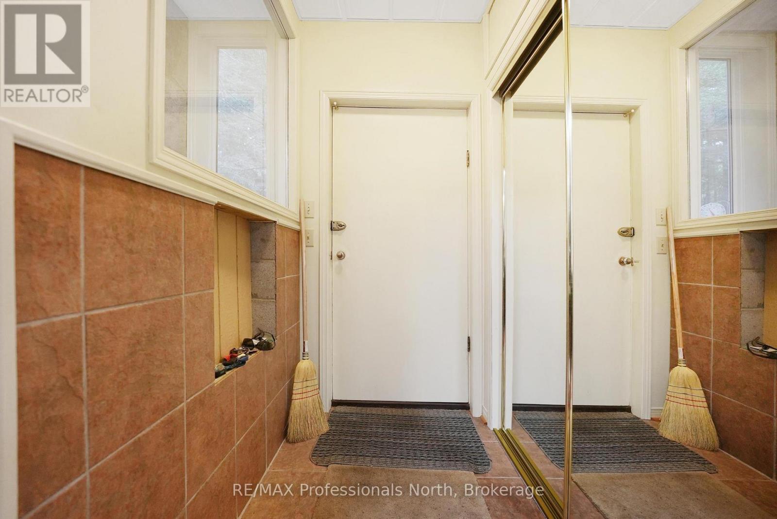 20871 Highway 35 Property Photo 18