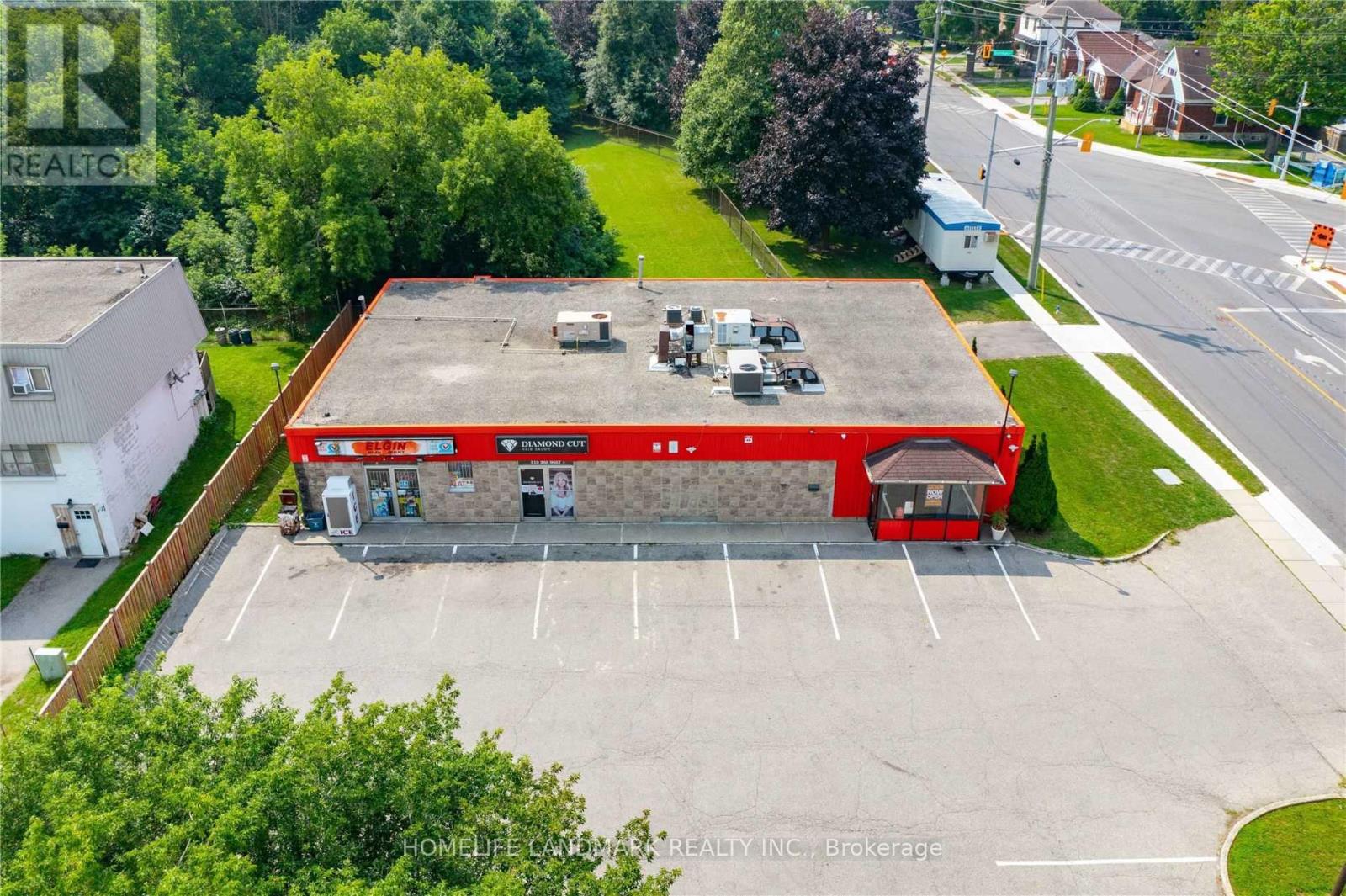 79 ELGIN STREET N