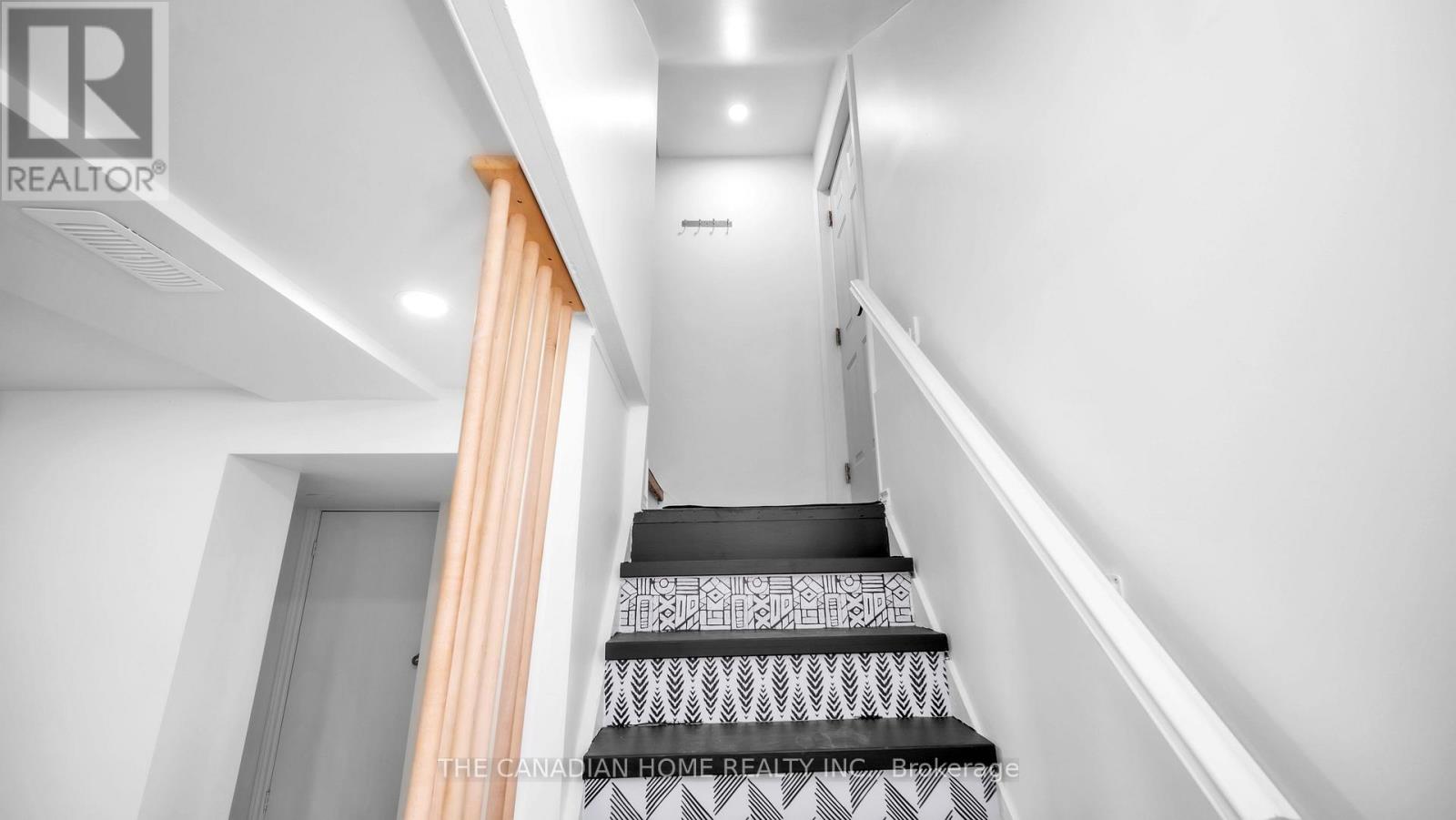 87 West 5th Street Property Photo 19