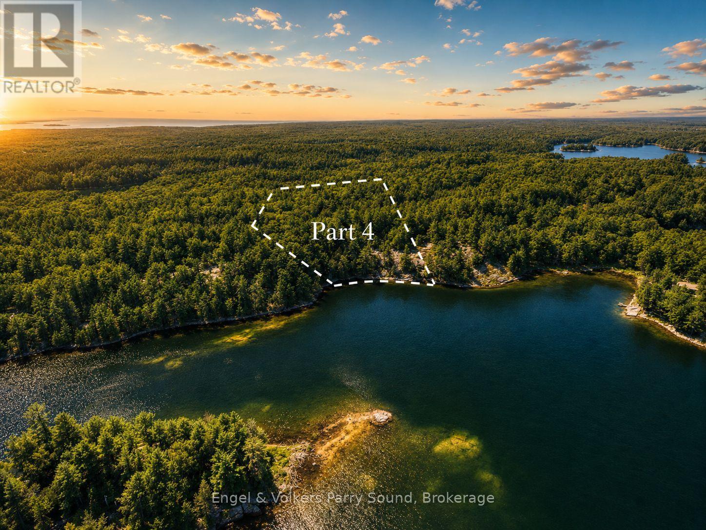 PART 4 LOON BAY Property Photo 1