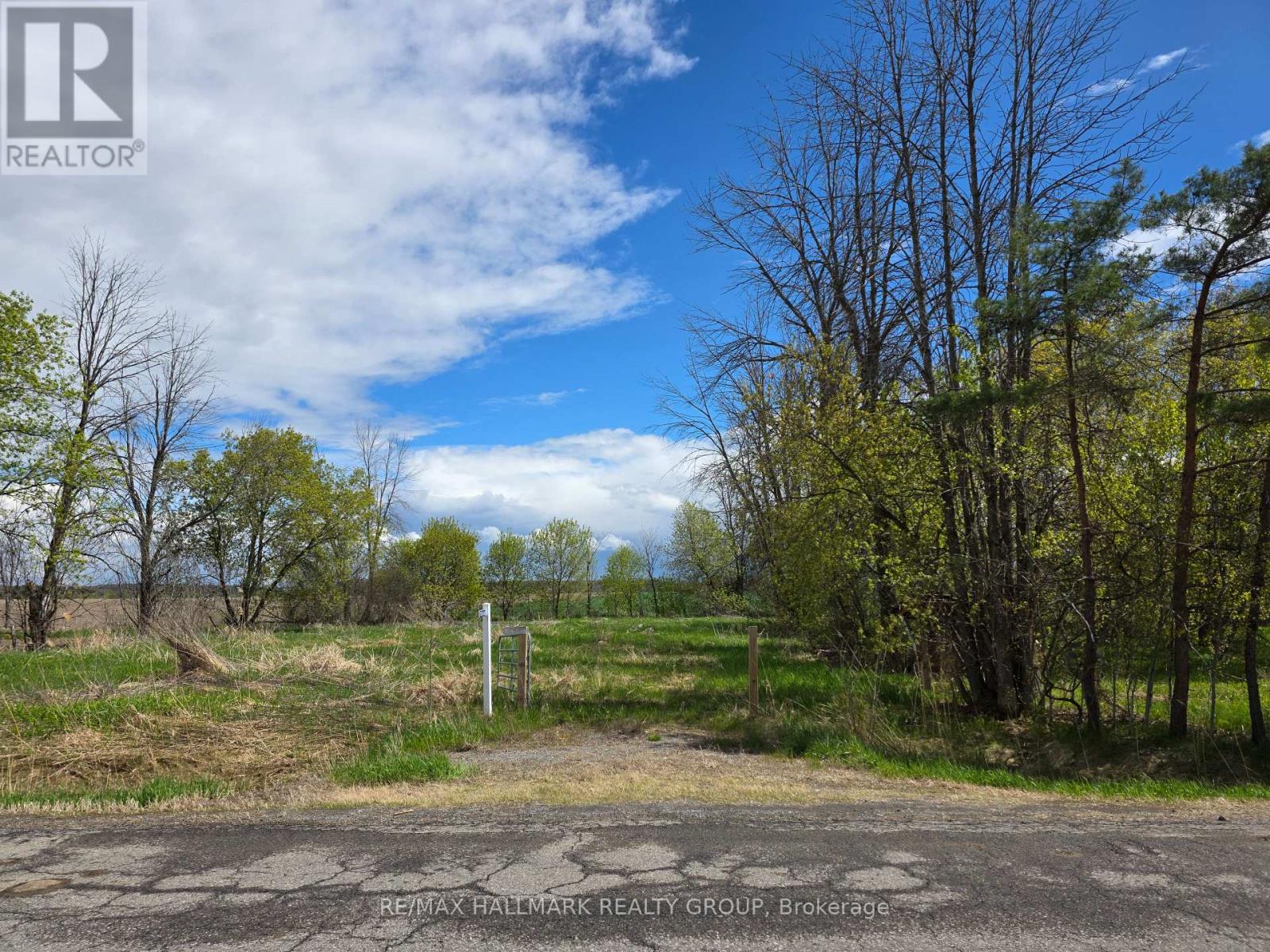 10544 Cook Road Property Photo 2