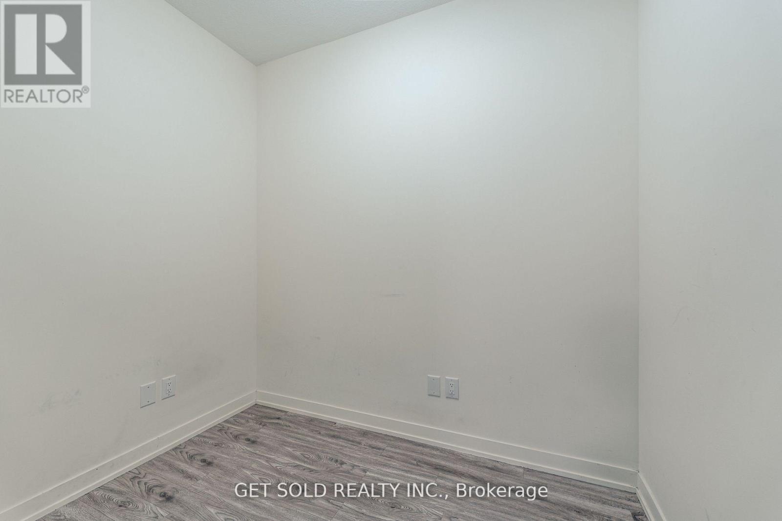 1105 - 128 King Street N Property Photo 6
