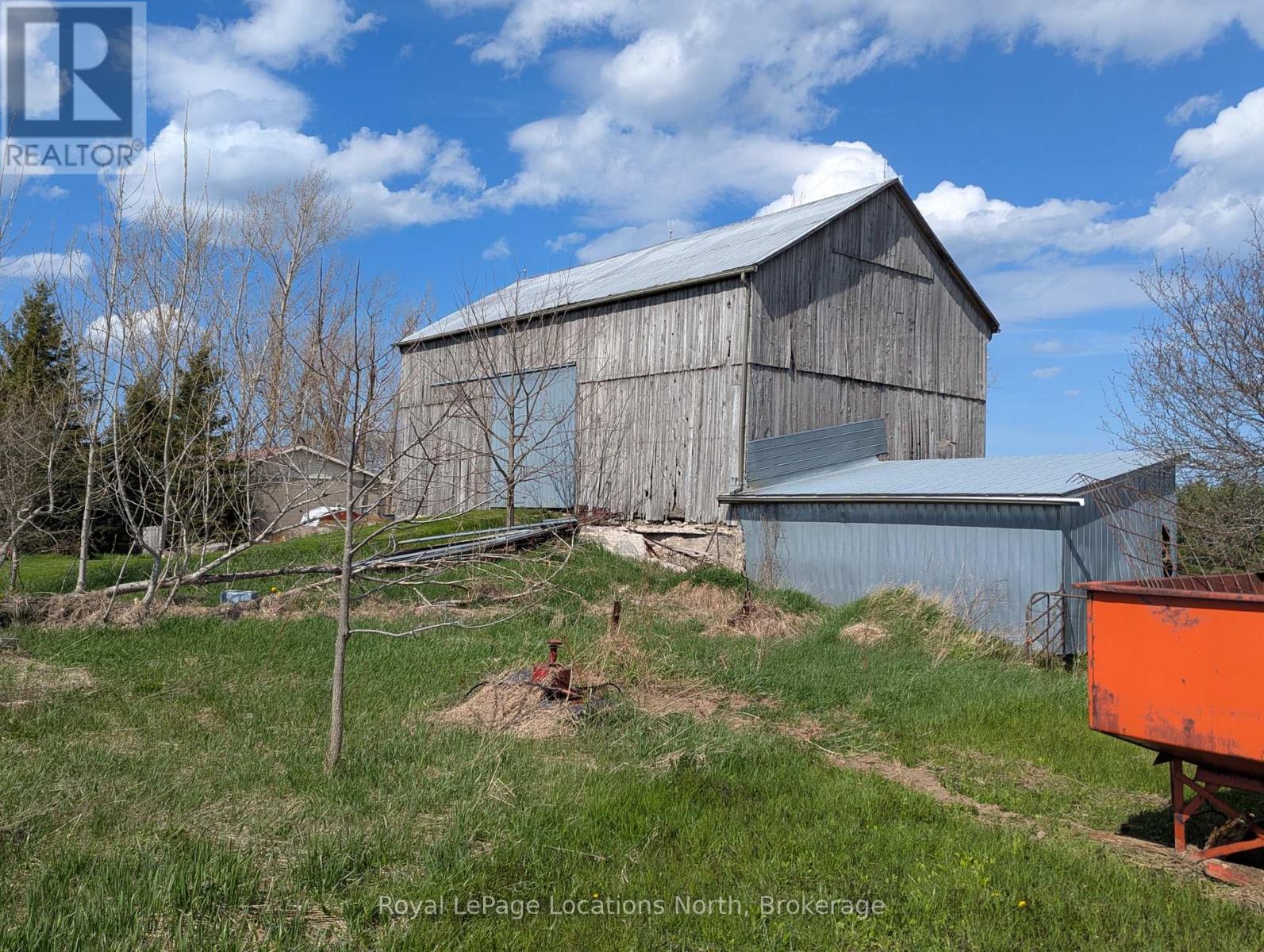 125552 13 Side Road Property Photo 5