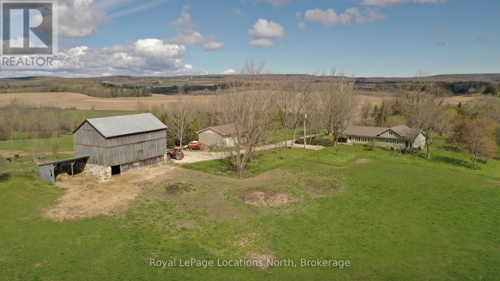125552 13 Side Road Property Photo 6
