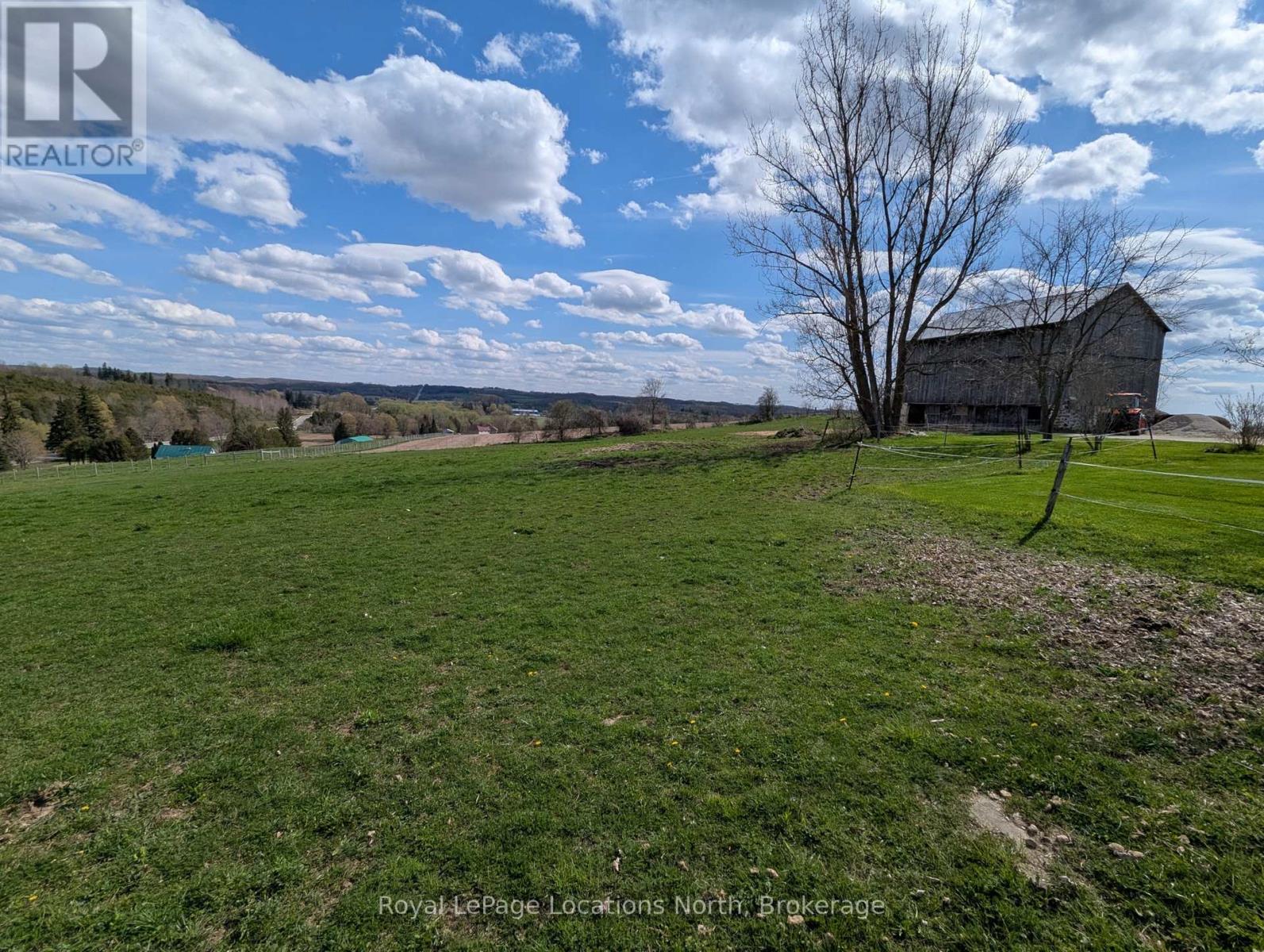 125552 13 Side Road Property Photo 7