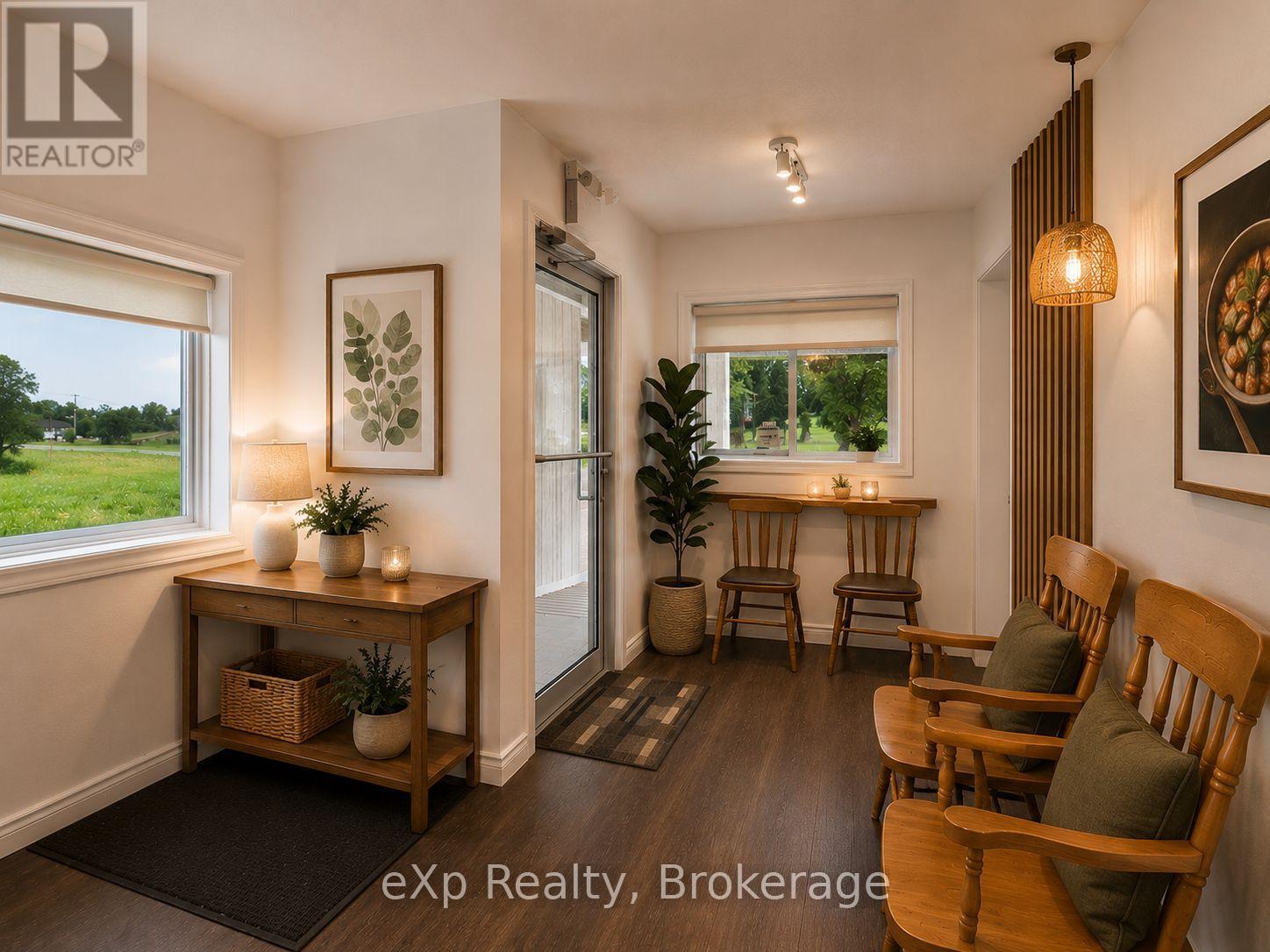 315194 Highway 6 Property Photo 6