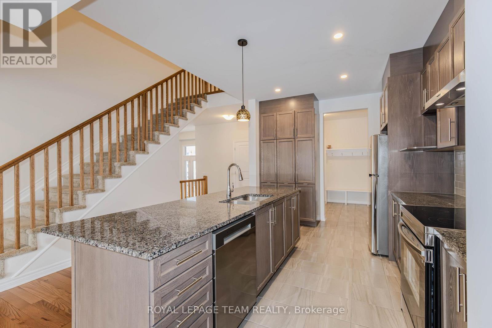 608 Enclave Lane Property Photo 12