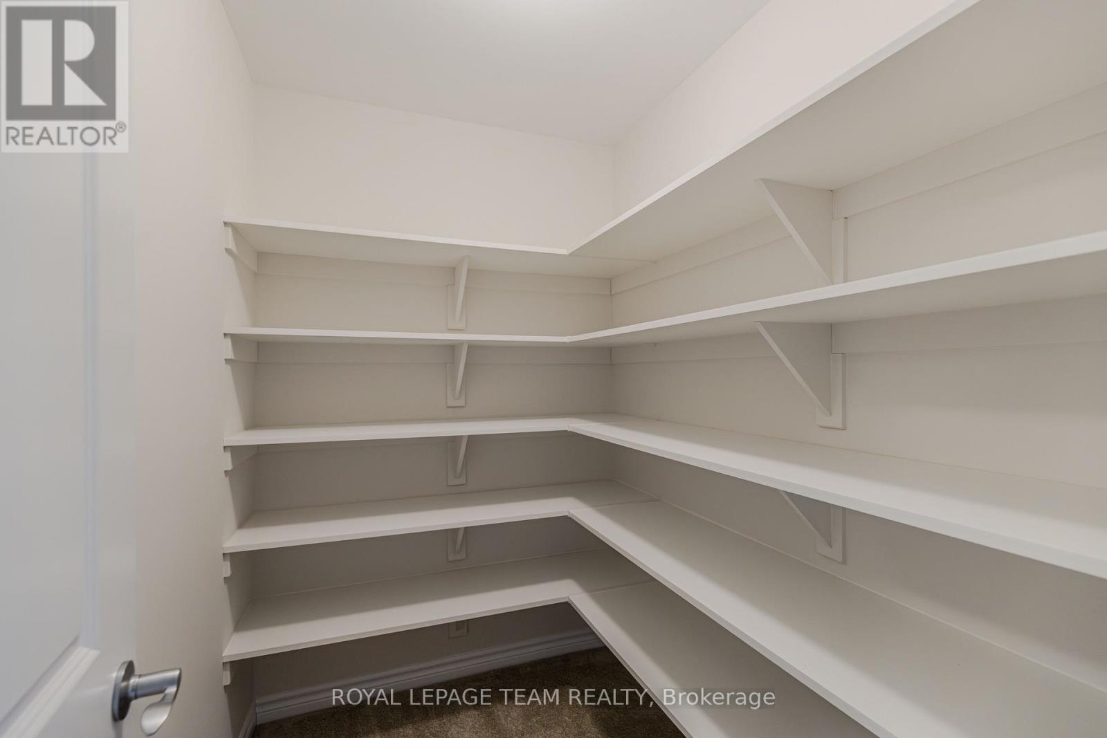 608 Enclave Lane Property Photo 46