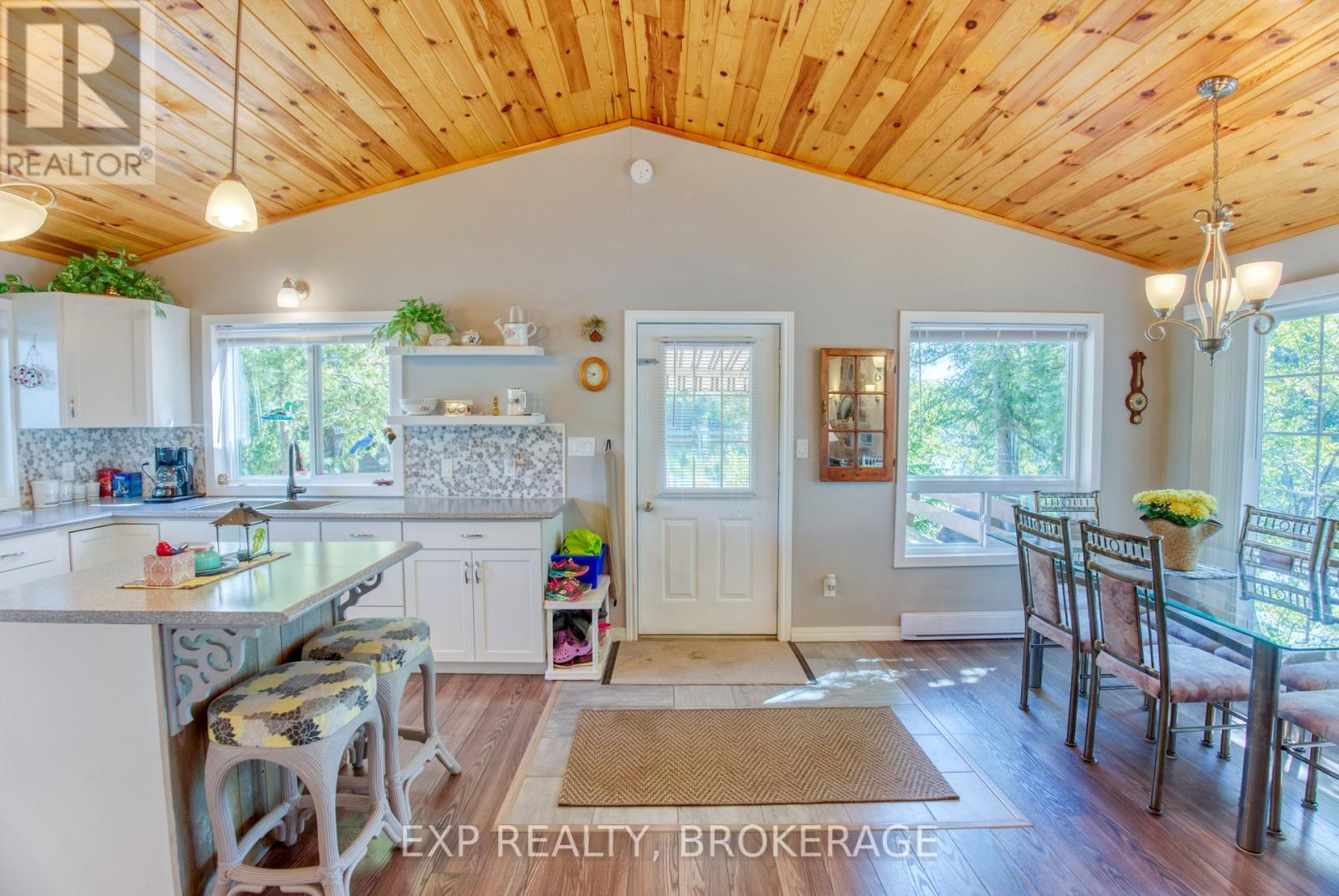 832 Sharbot Lake Property Photo 3