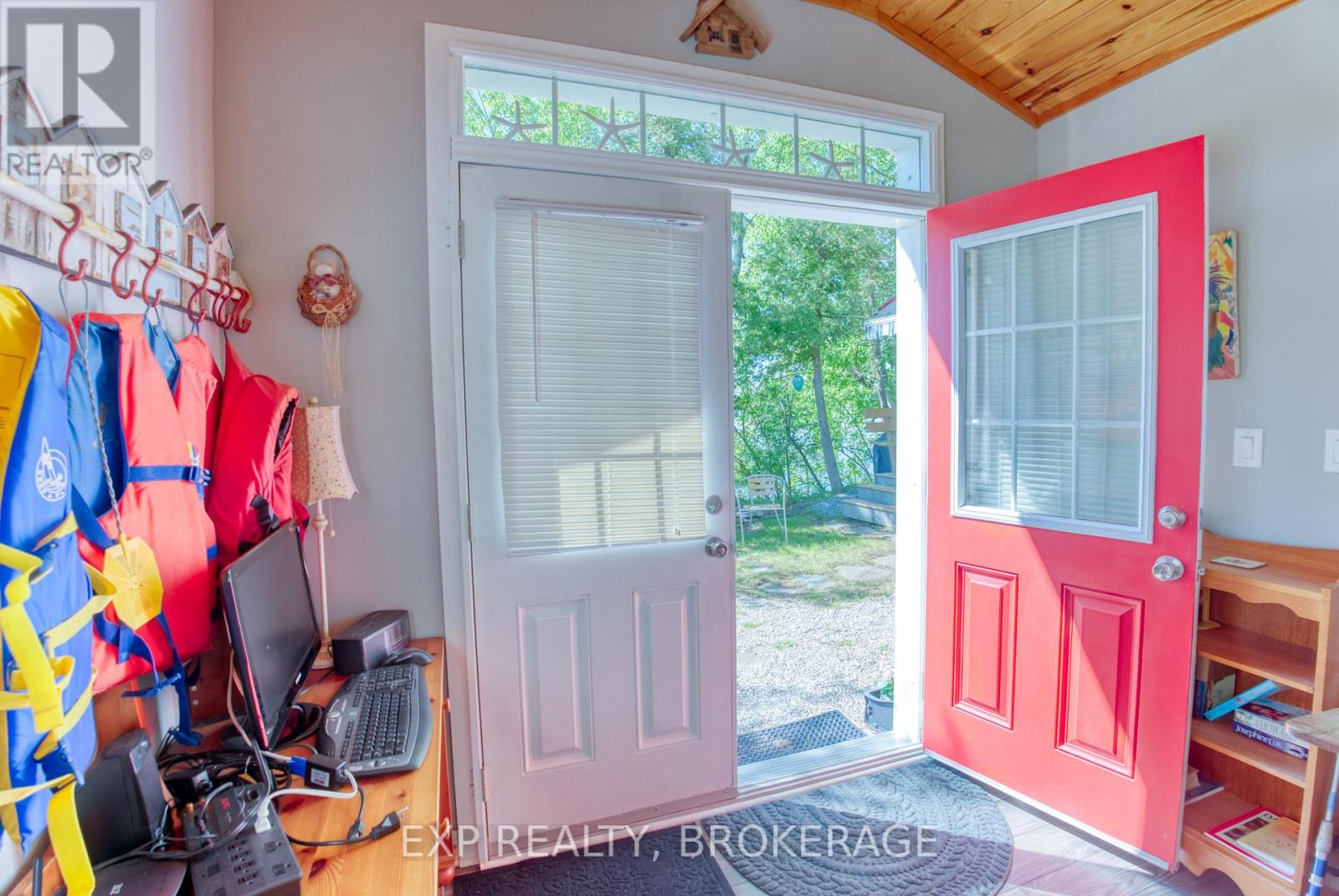 832 Sharbot Lake Property Photo 32