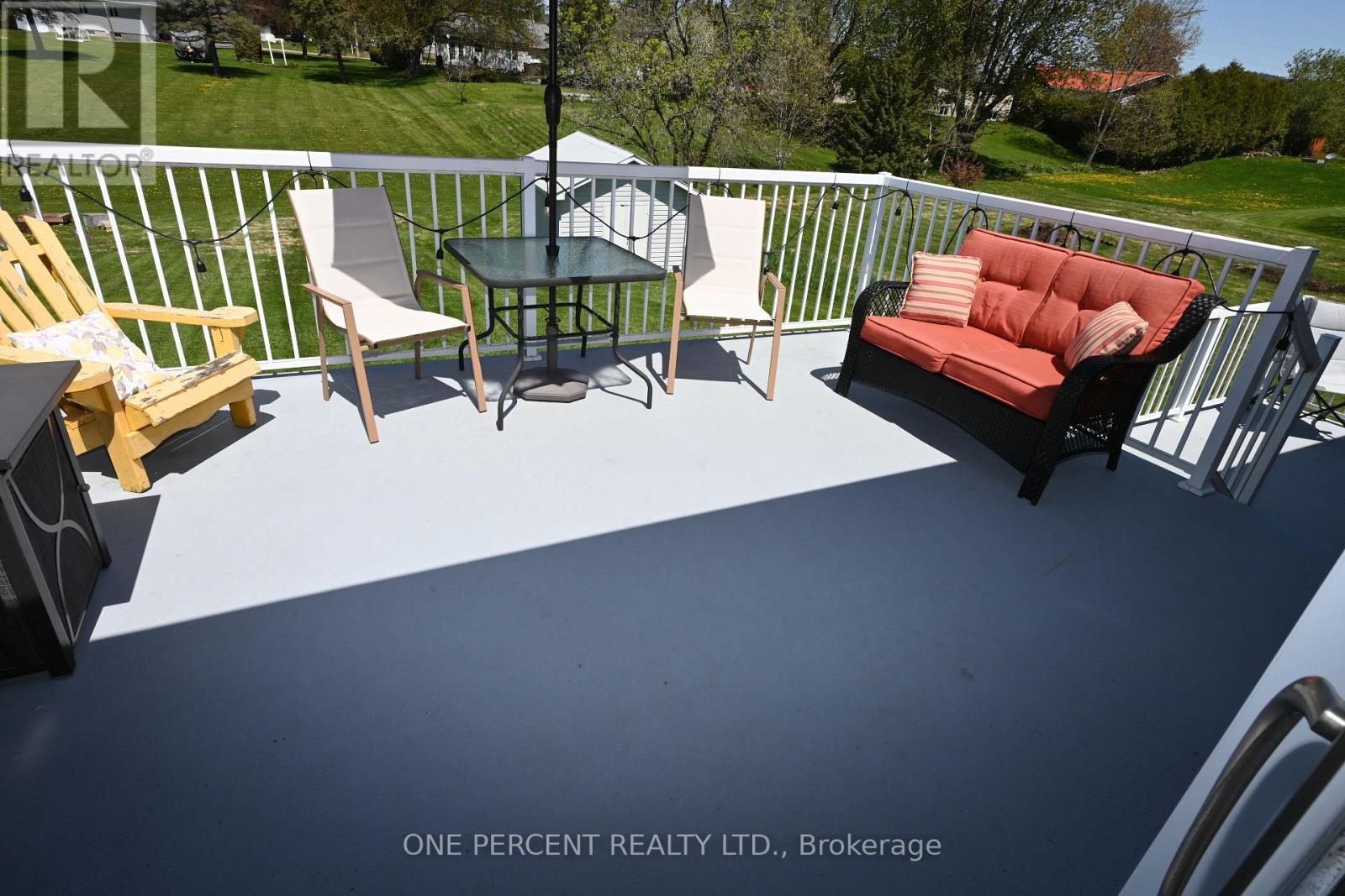 2010 Rue Du Parc Street W Property Photo 6