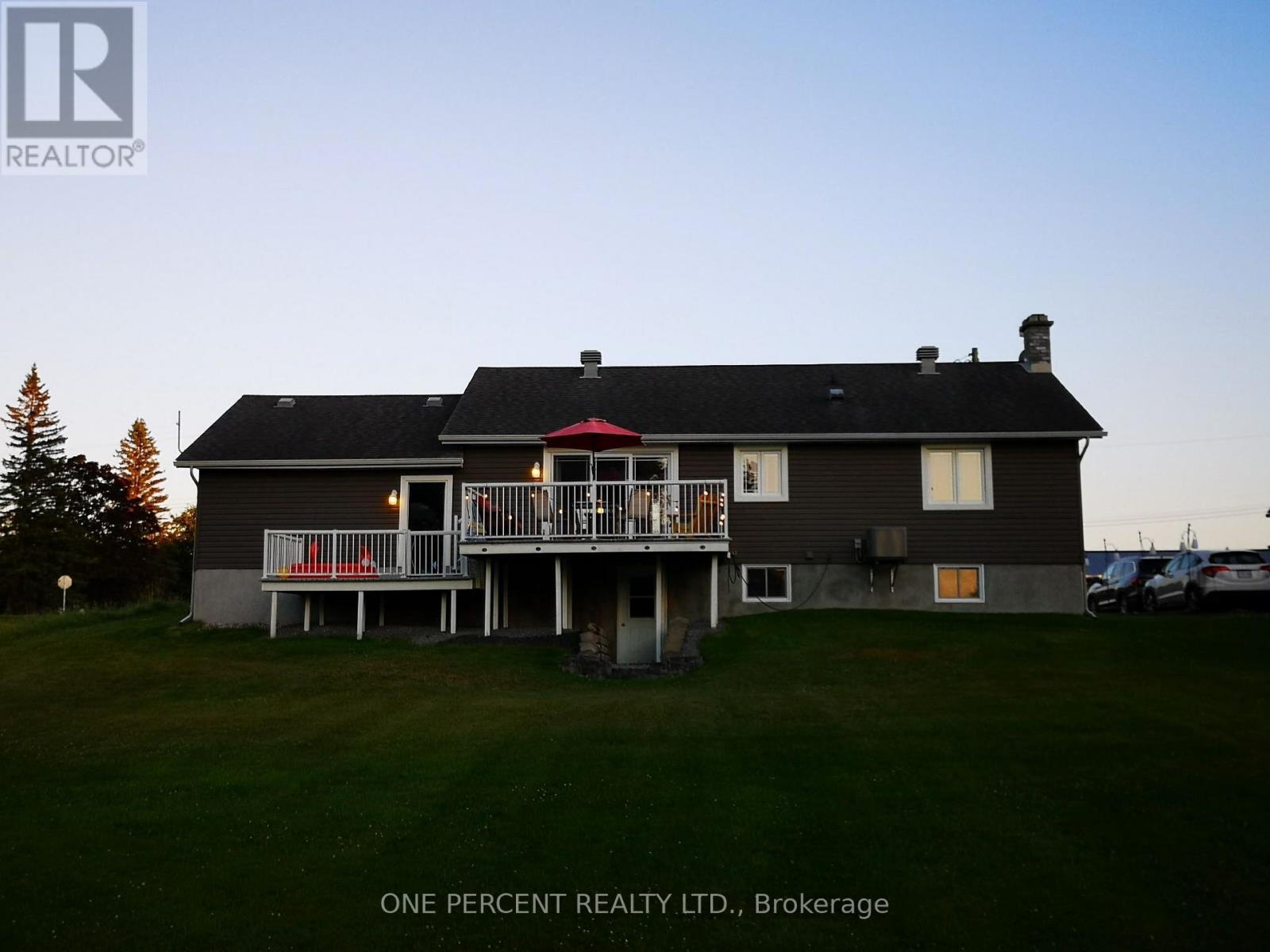 2010 Rue Du Parc Street W Property Photo 23