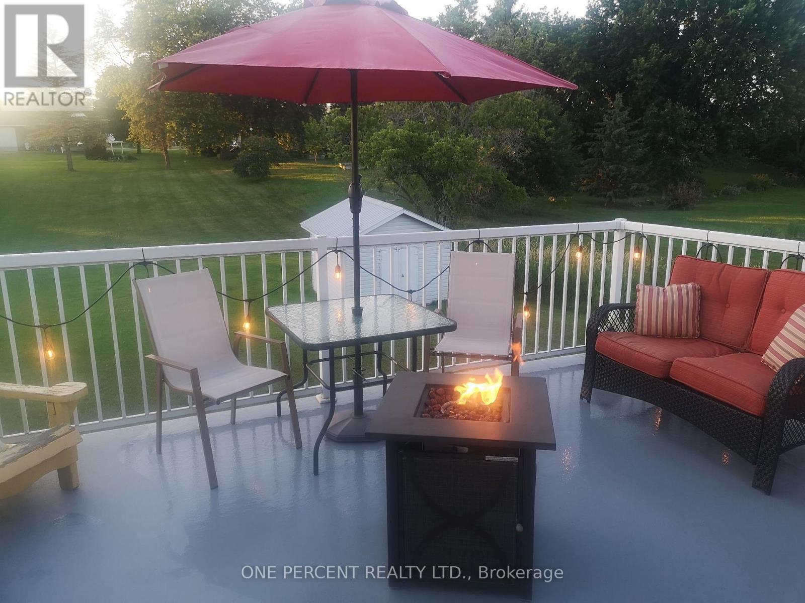 2010 Rue Du Parc Street W Property Photo 24
