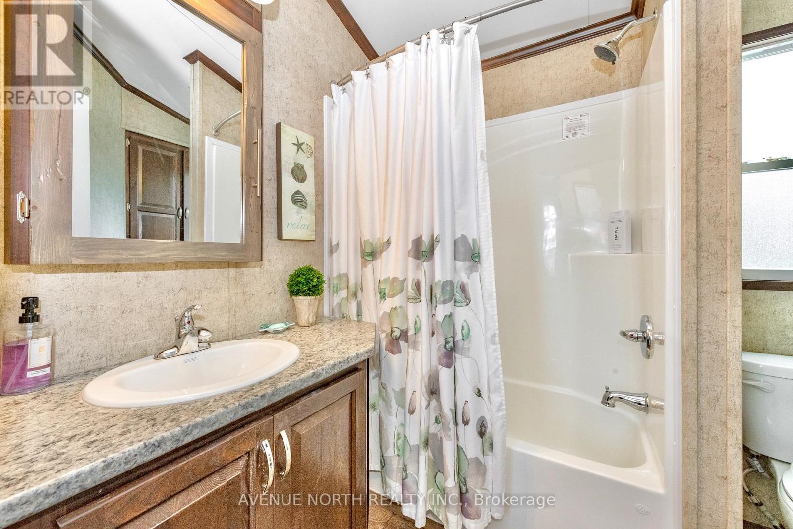 #h23 - 240 Pinewood Park Road Property Photo 36