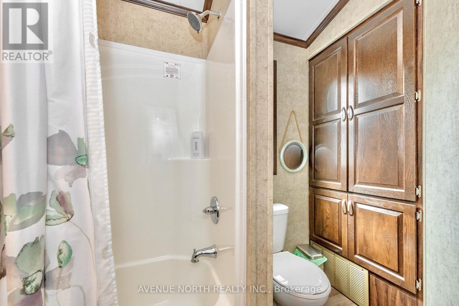 #h23 - 240 Pinewood Park Road Property Photo 38