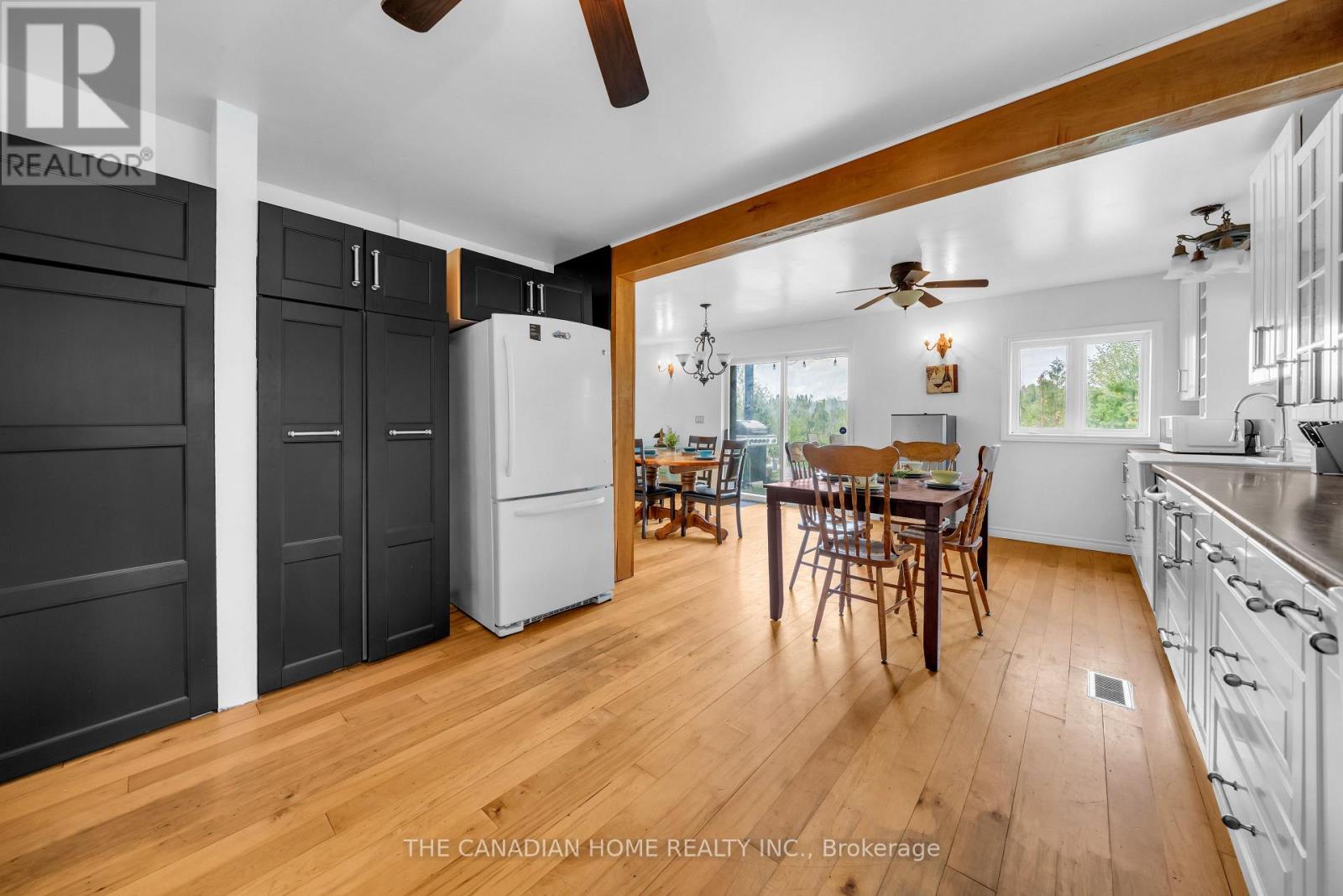 5451 Arden Road Property Photo 11