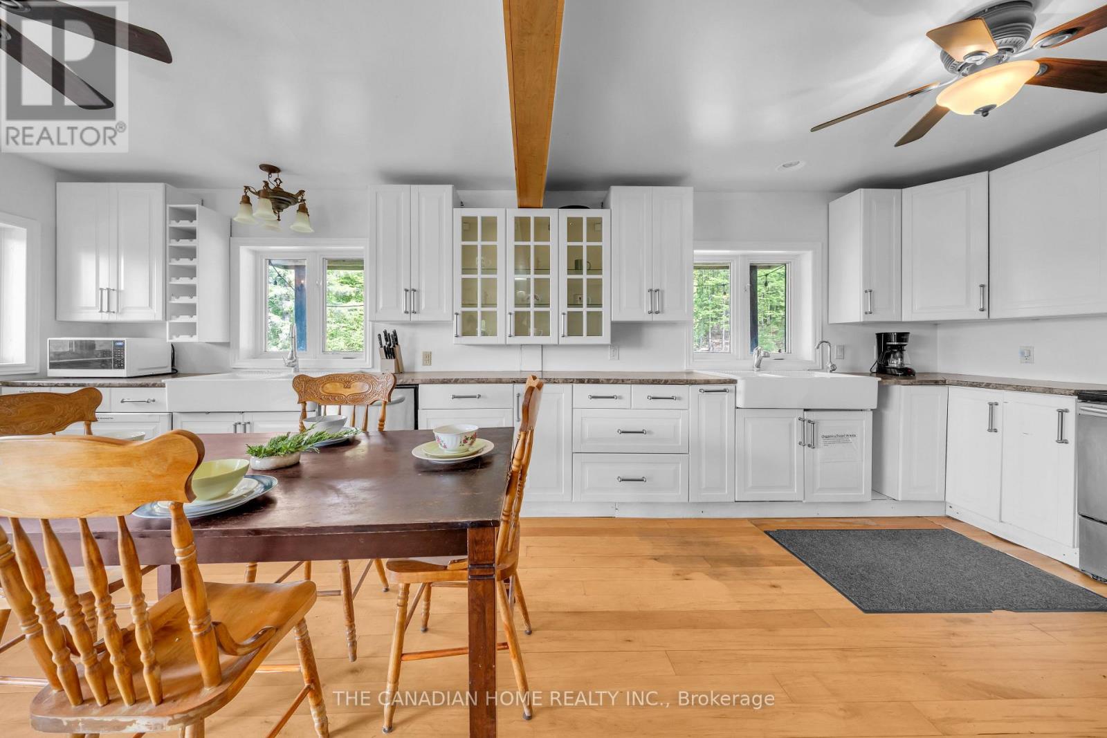 5451 Arden Road Property Photo 13