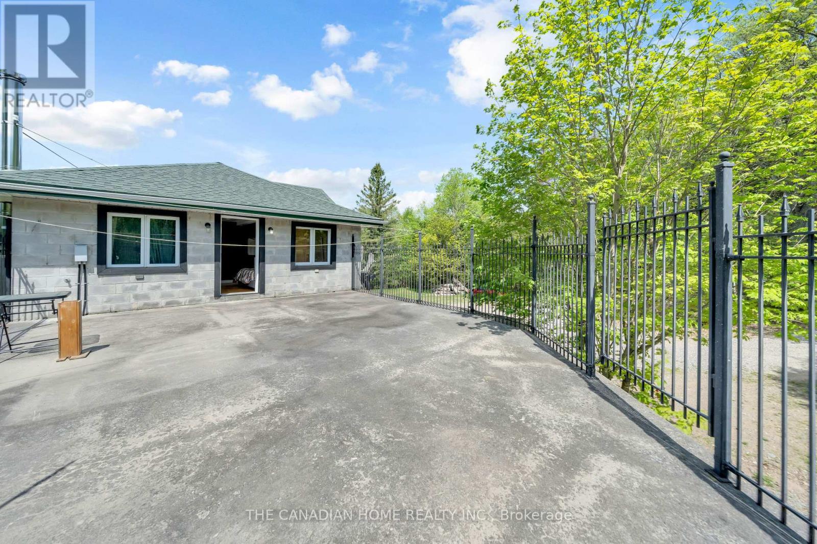 5451 Arden Road Property Photo 29