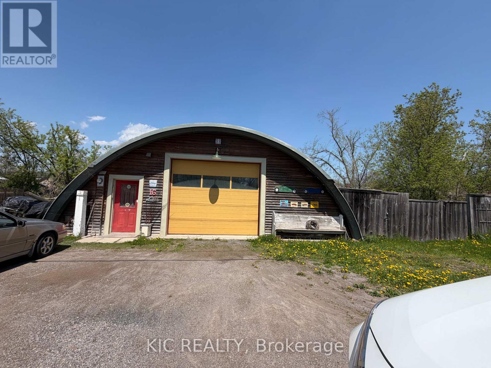 16 Cedar Street Property Photo 2