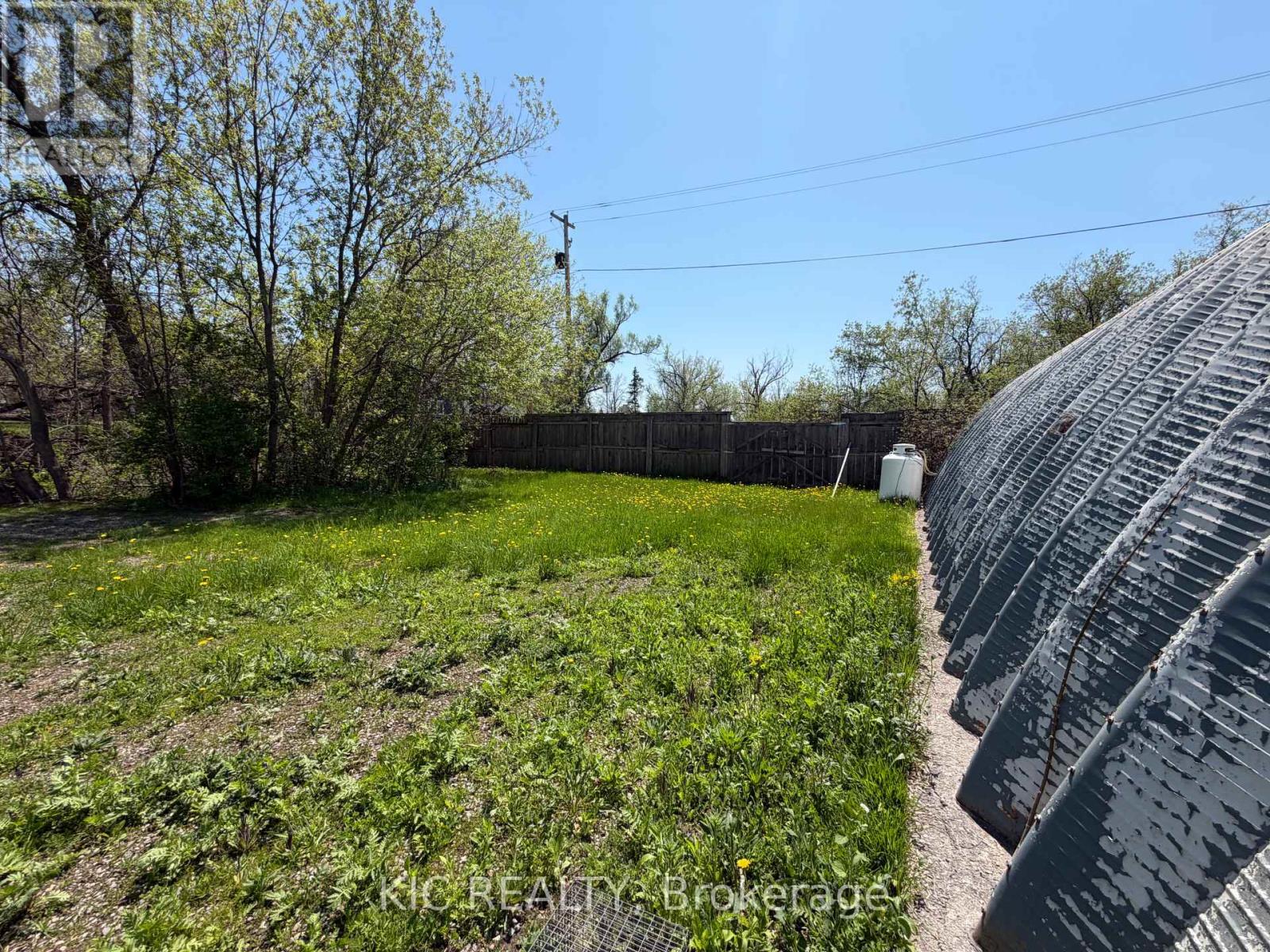 16 Cedar Street Property Photo 4