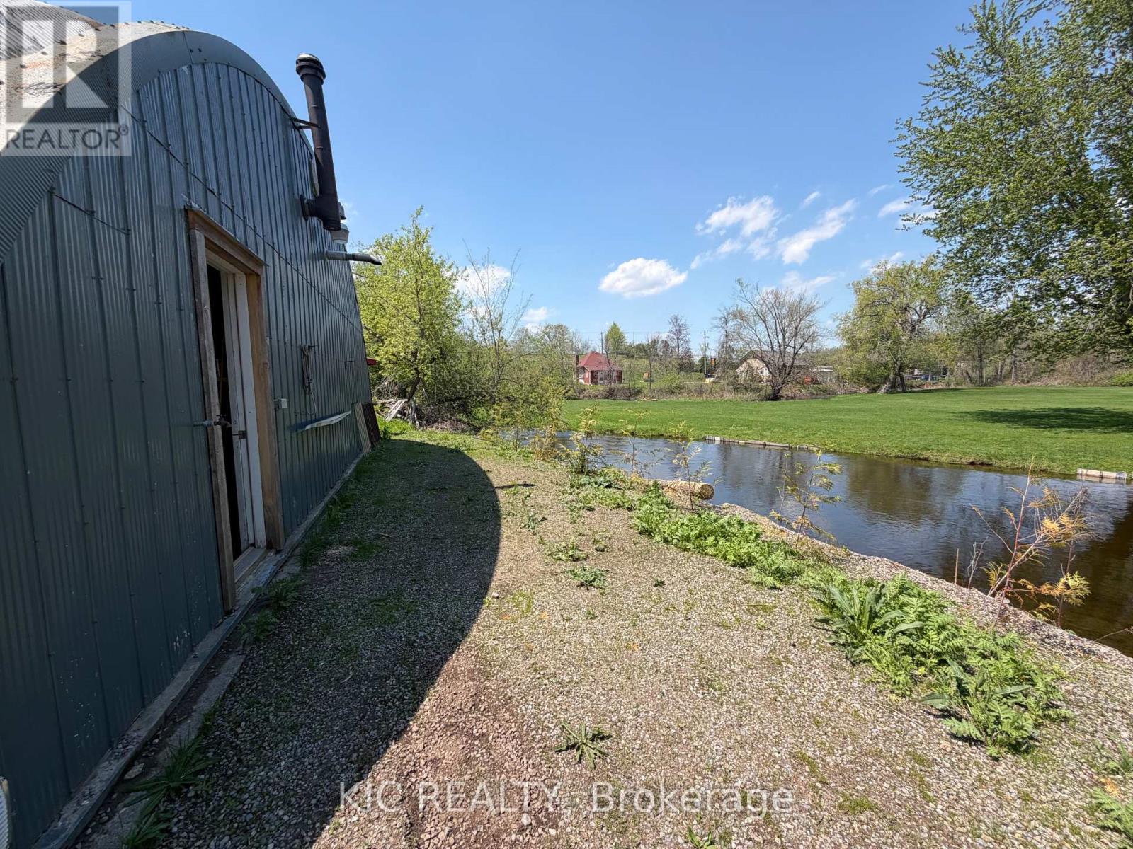 16 Cedar Street Property Photo 10