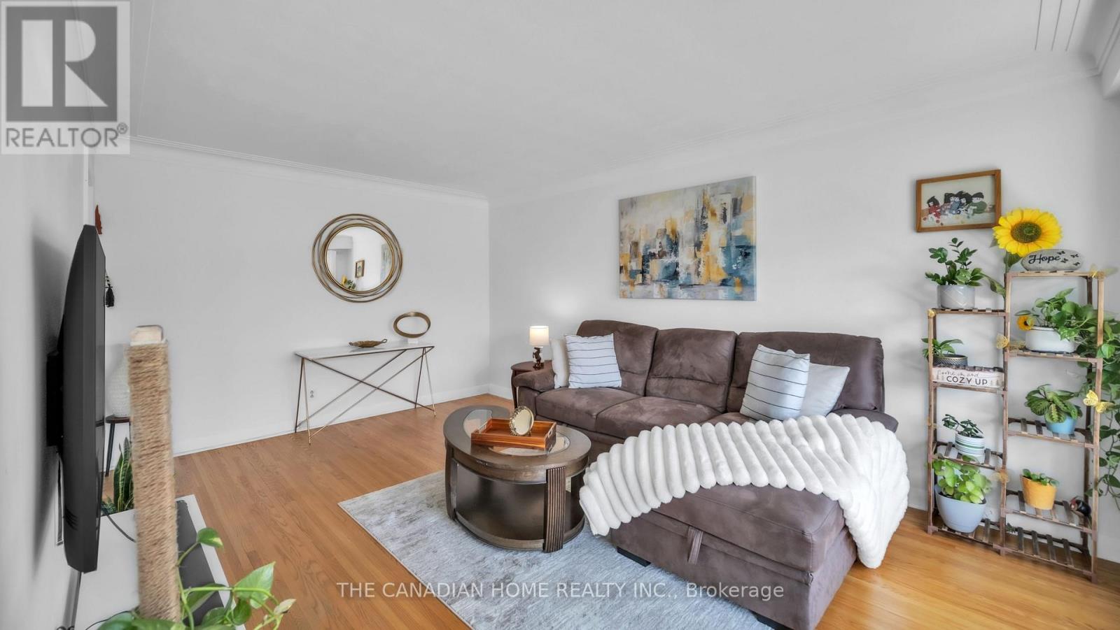 196 Tuxedo Avenue Property Photo 4