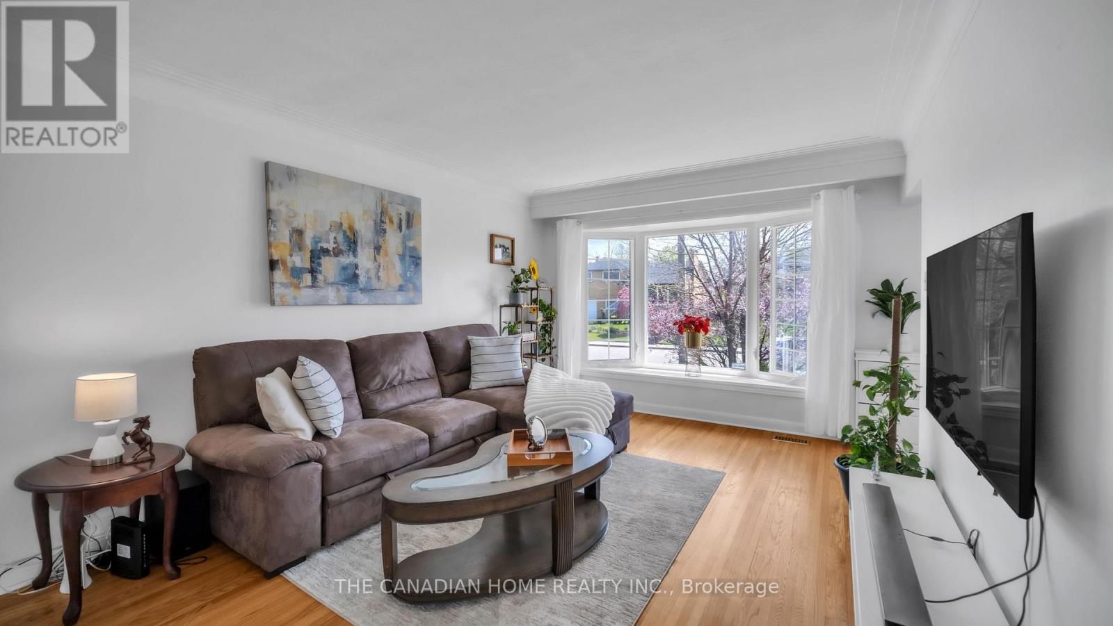 196 Tuxedo Avenue Property Photo 5