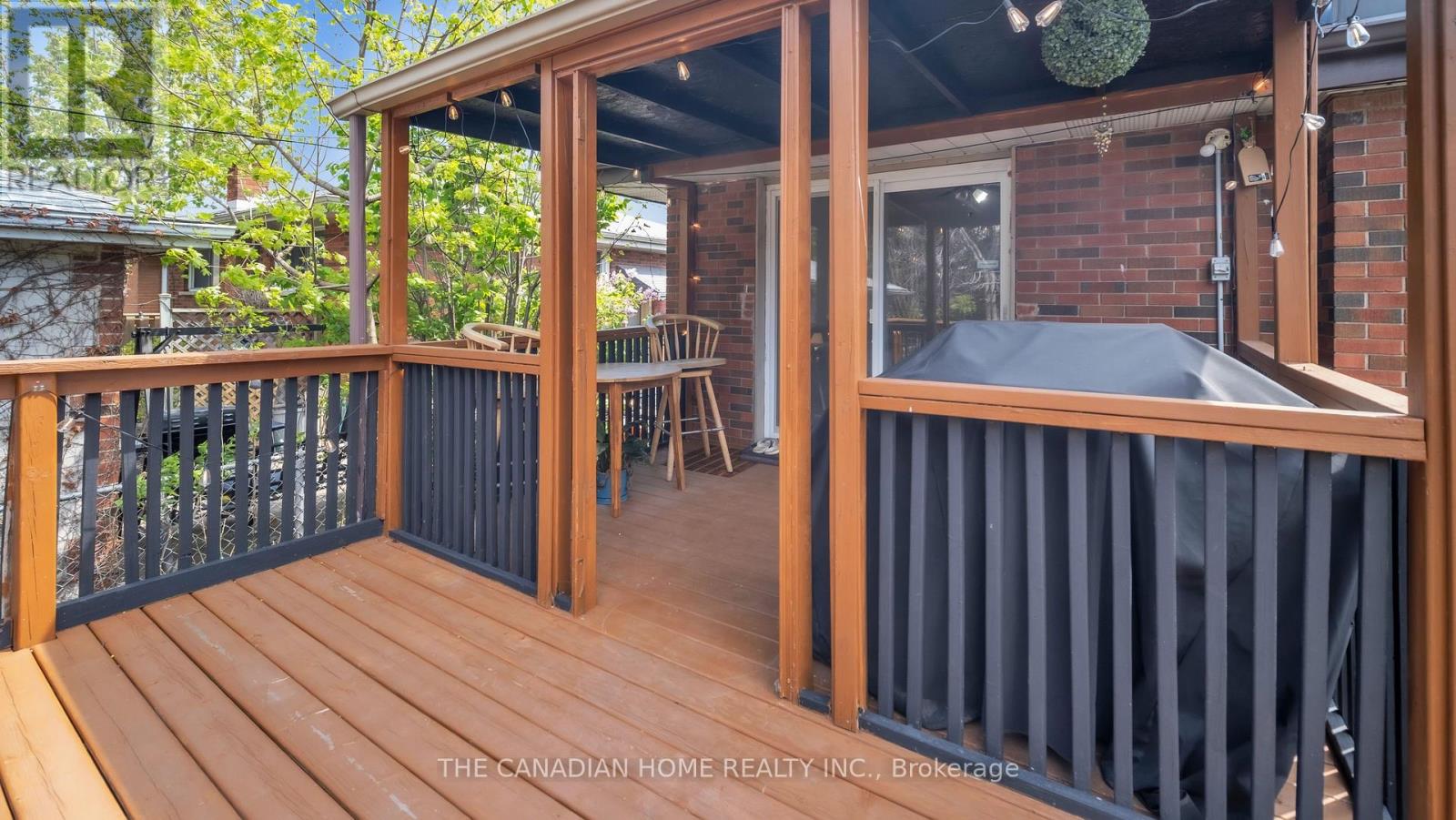 196 Tuxedo Avenue Property Photo 22