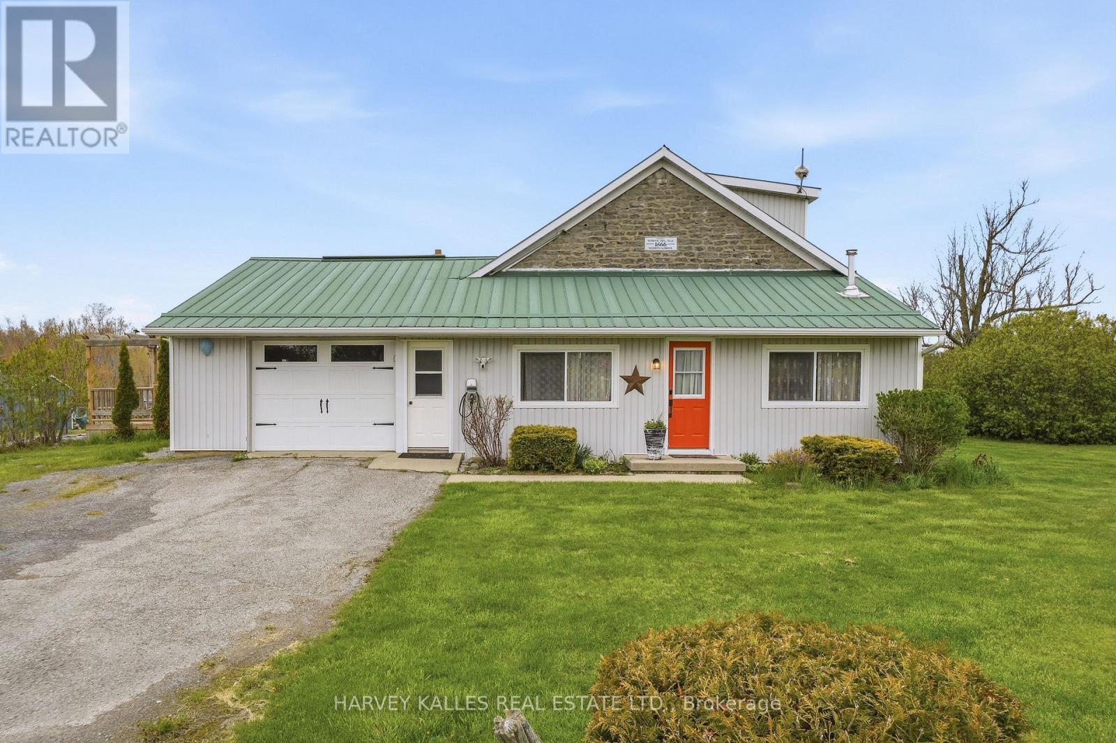 8 School House Road Property Photo 1