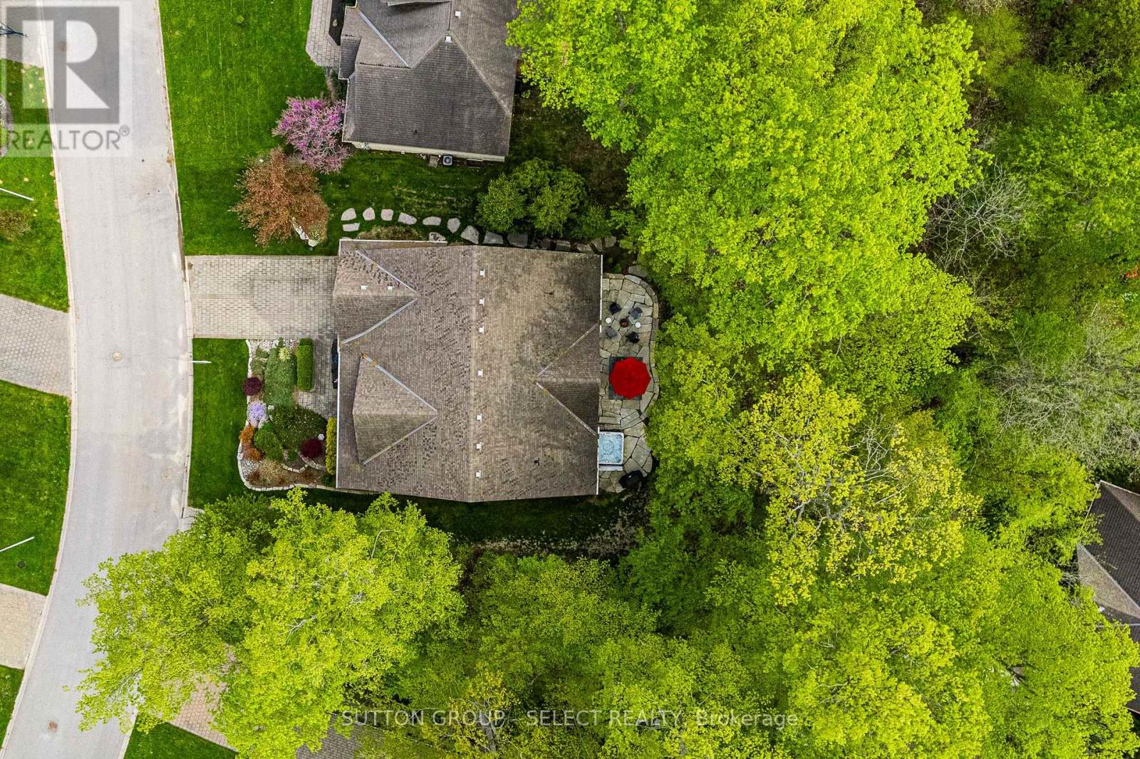 4 Hayter Drive Property Photo 4