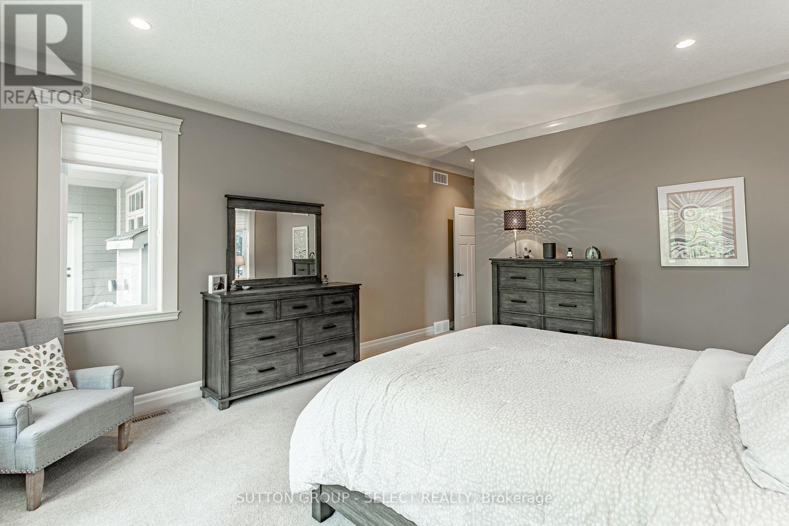 4 Hayter Drive Property Photo 21
