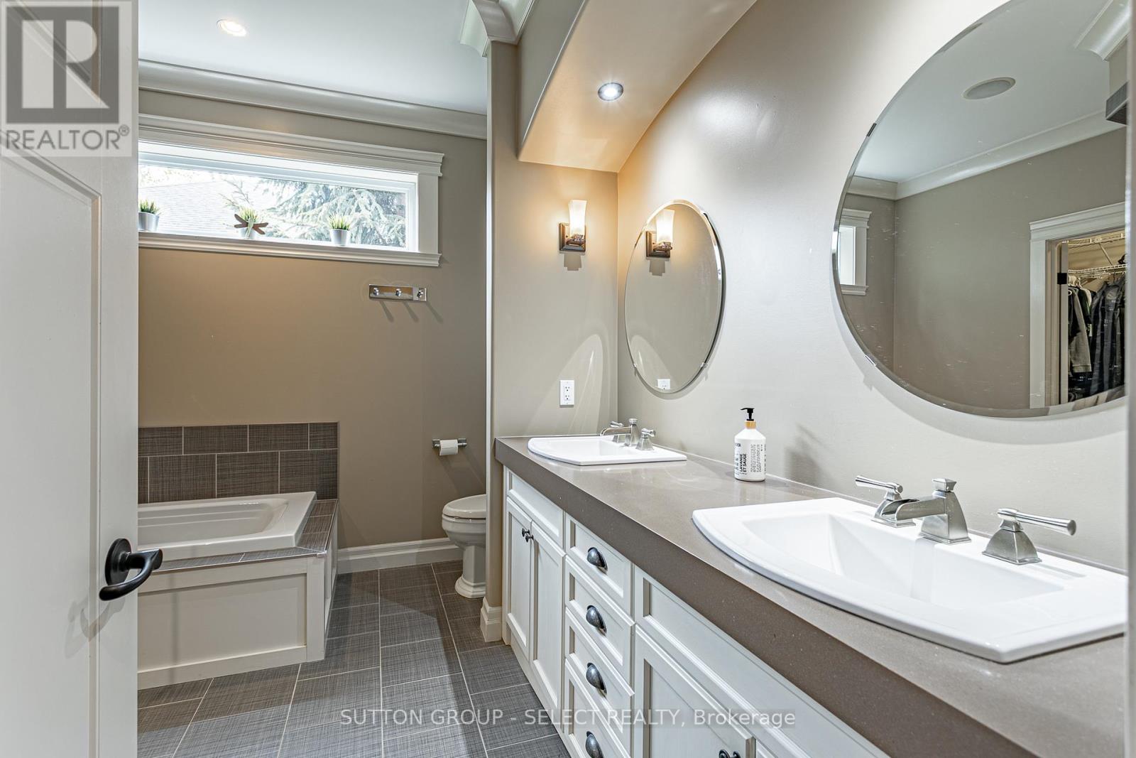 4 Hayter Drive Property Photo 22